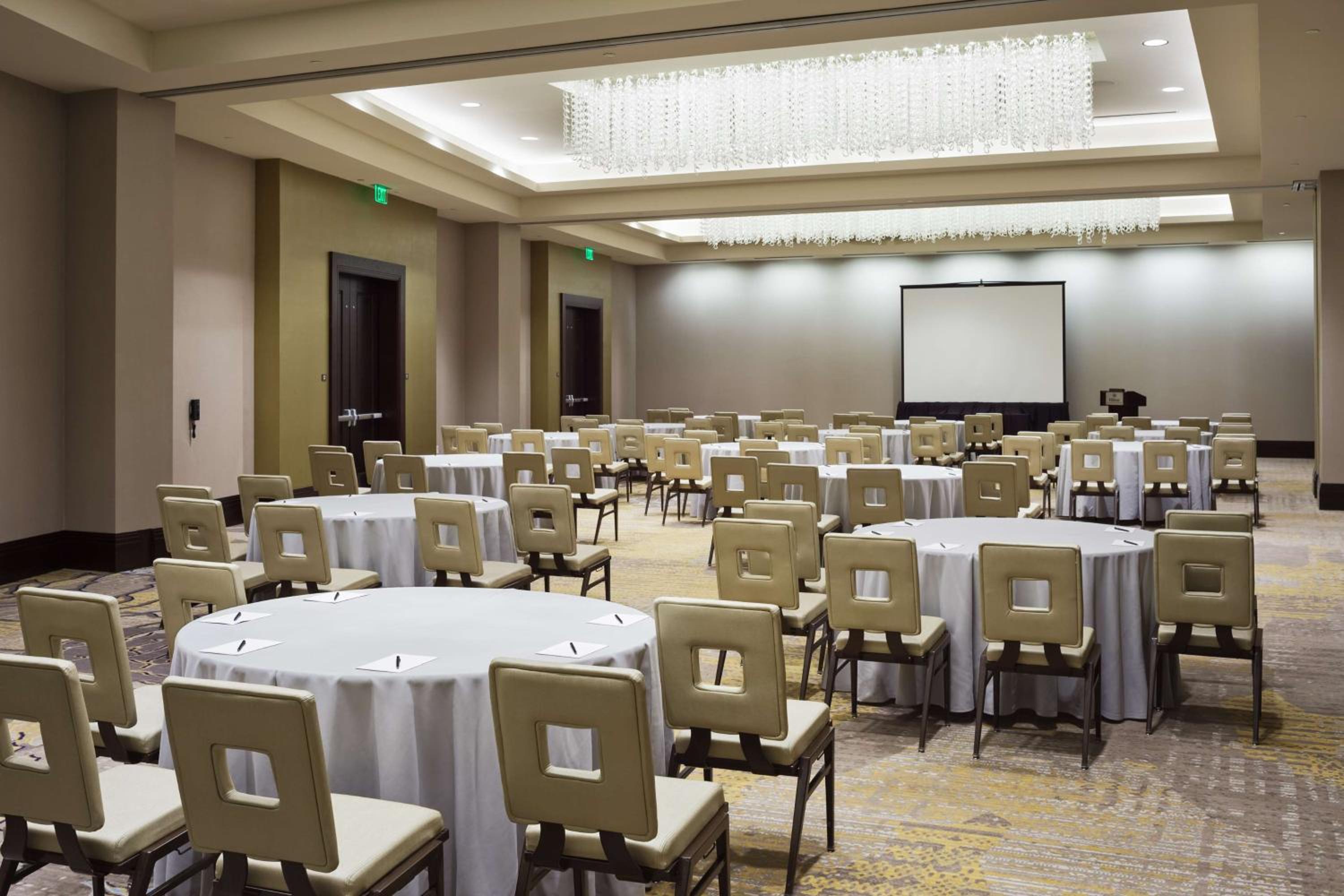 Hilton Dallas/Plano Granite Park - Property Image 43