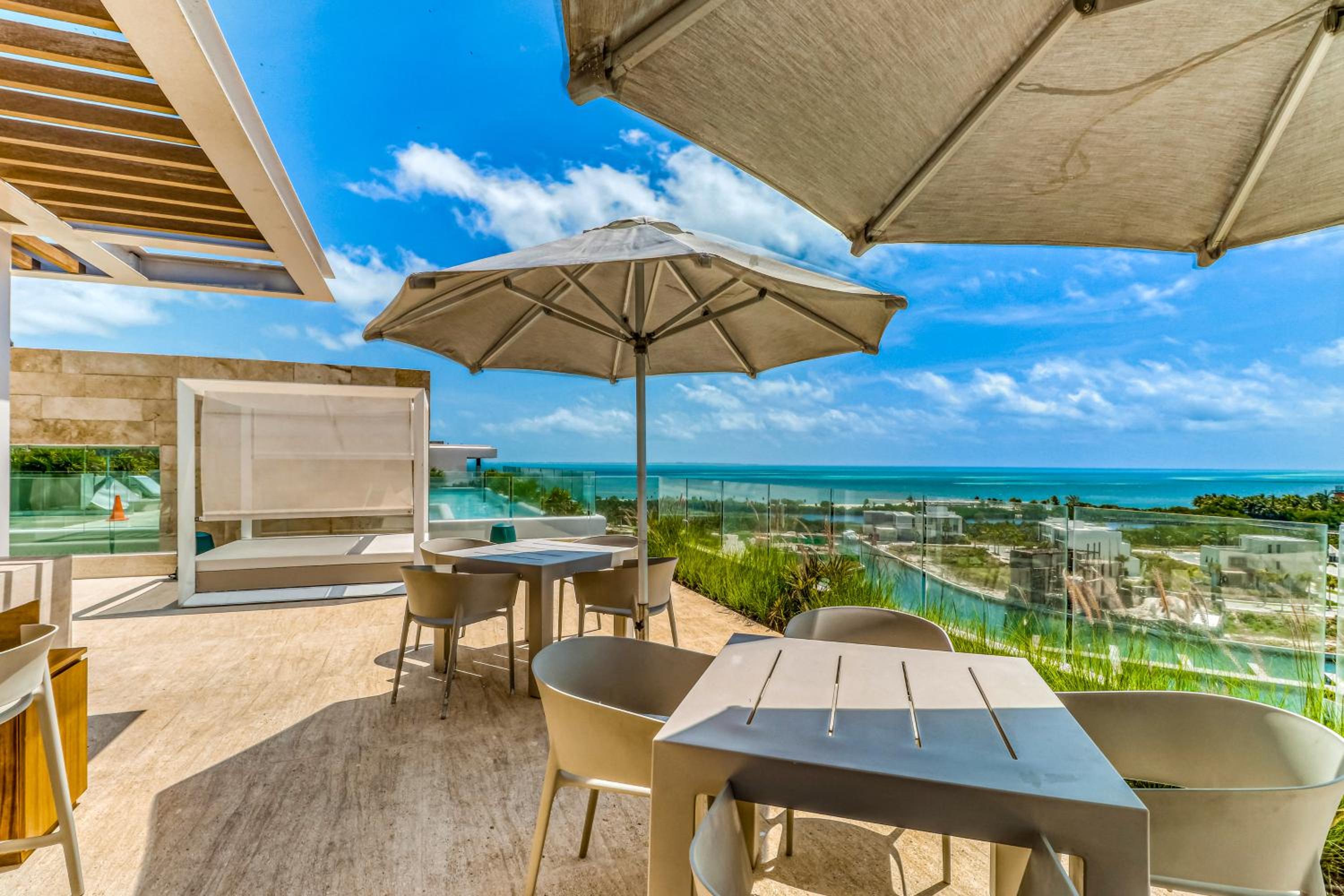 Riva Puerto Cancun # 207, Halibut