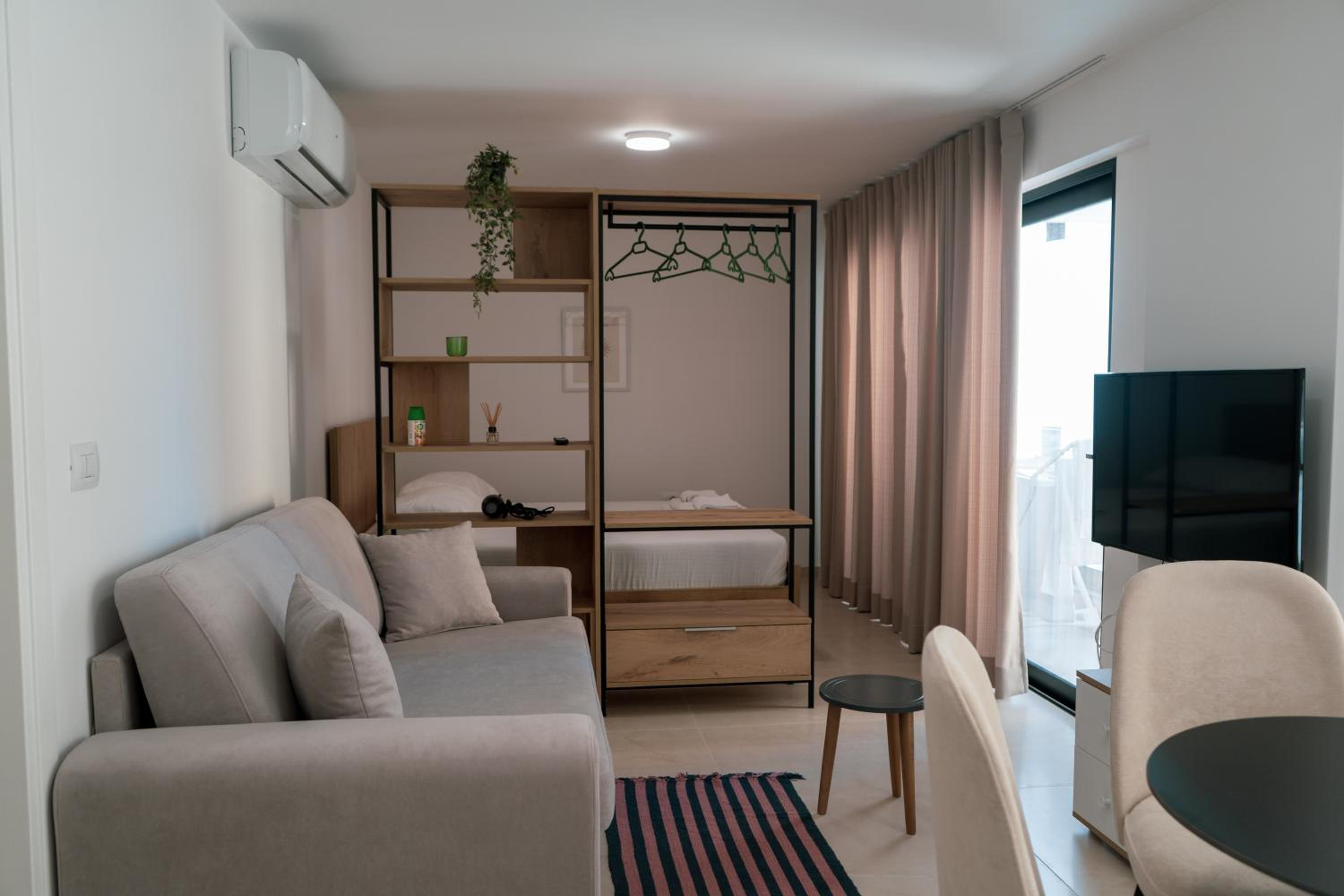 SeA apartments 123