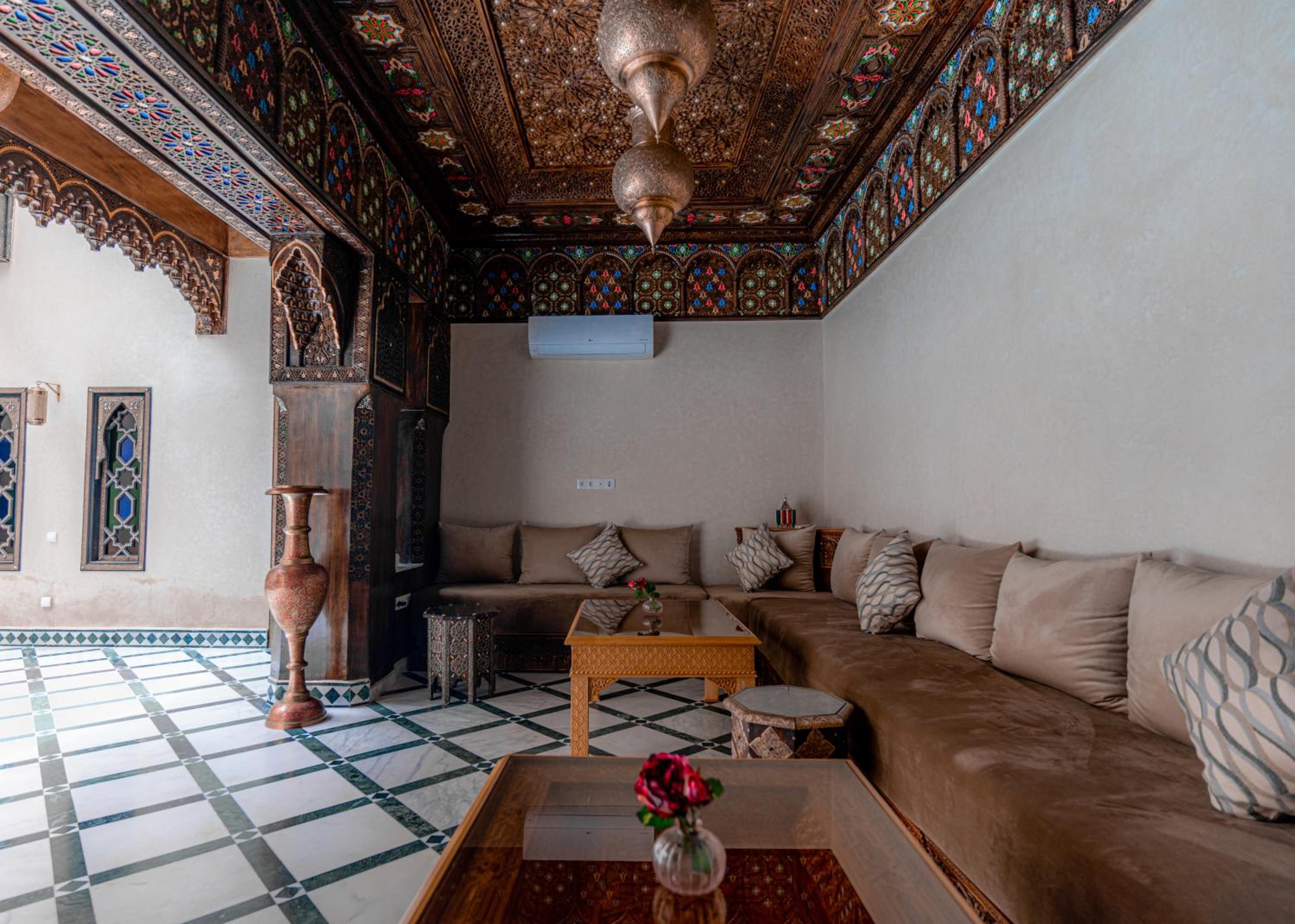 lounge