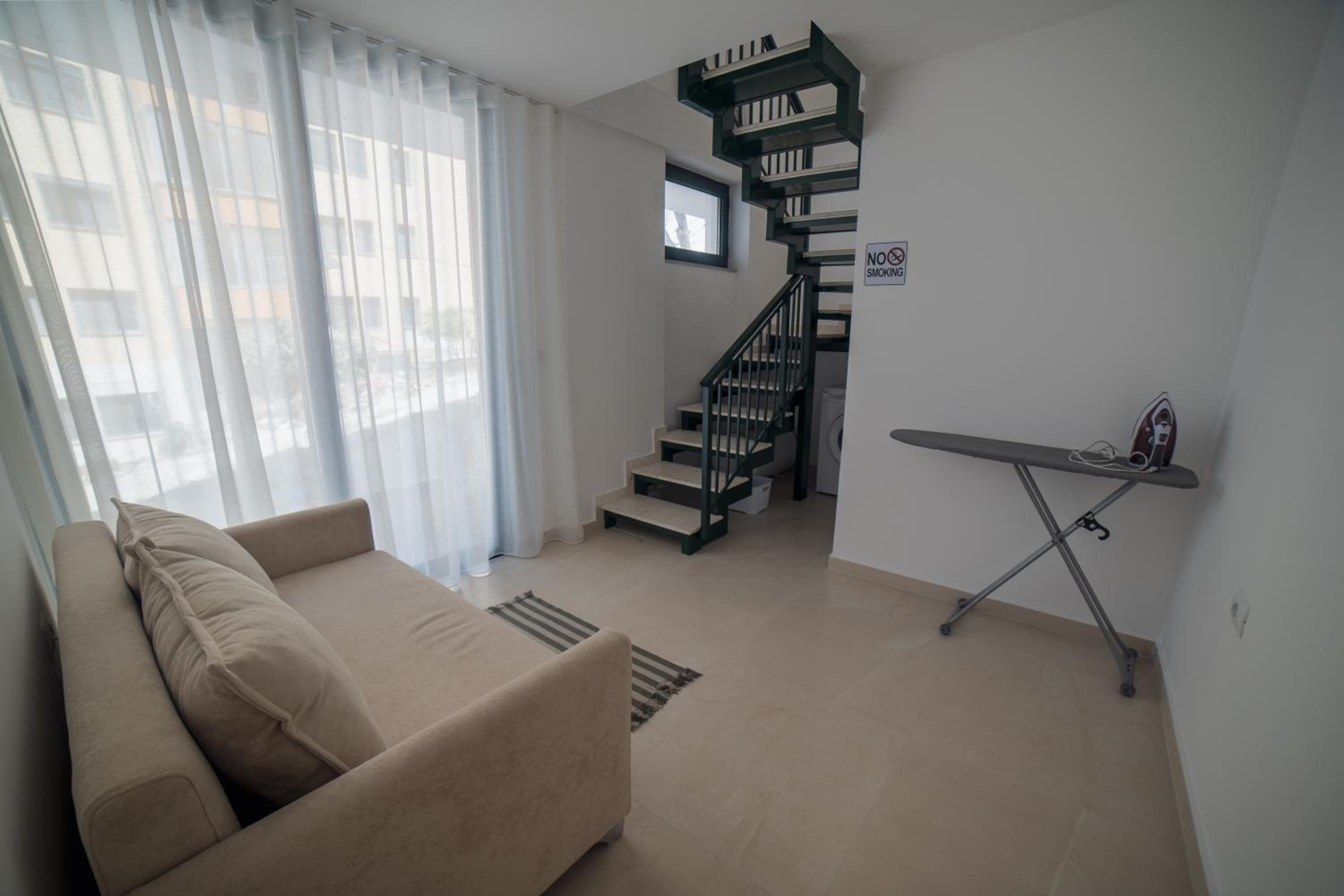 SeA apartments 123