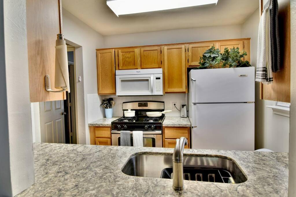 Centrally Located Parking Included view 4
