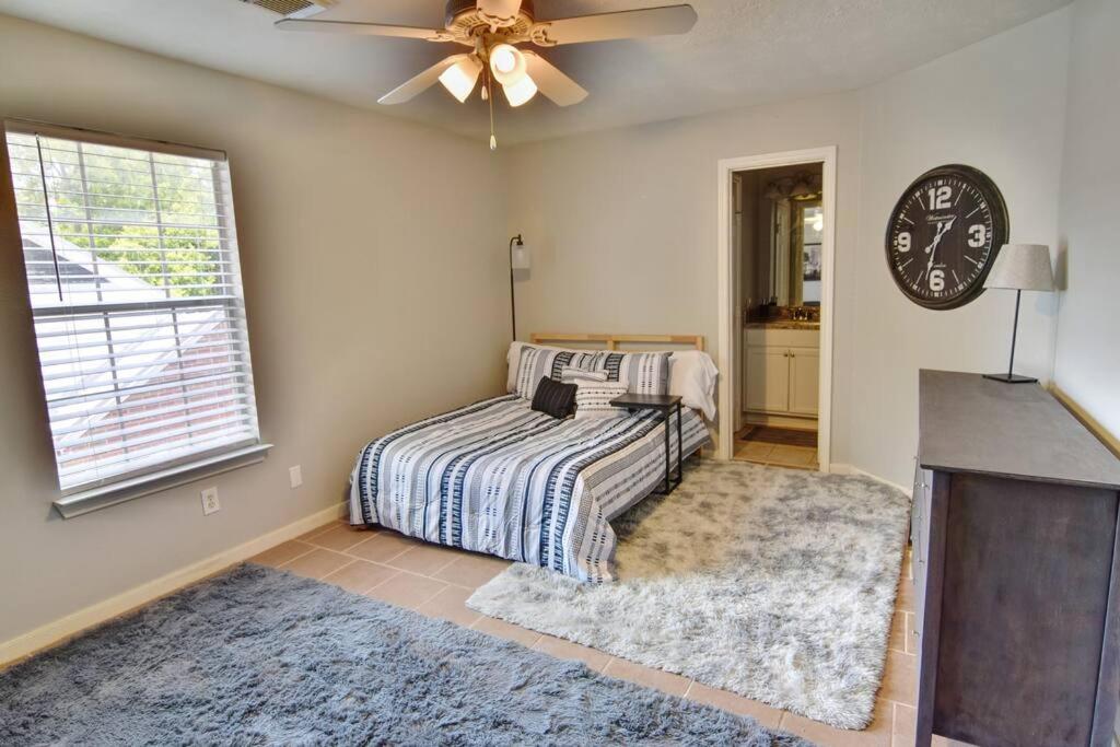 Centrally Located Parking Included view 5