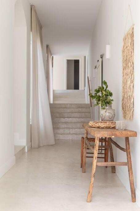 Strand House - A Nordic inspired luxurious home