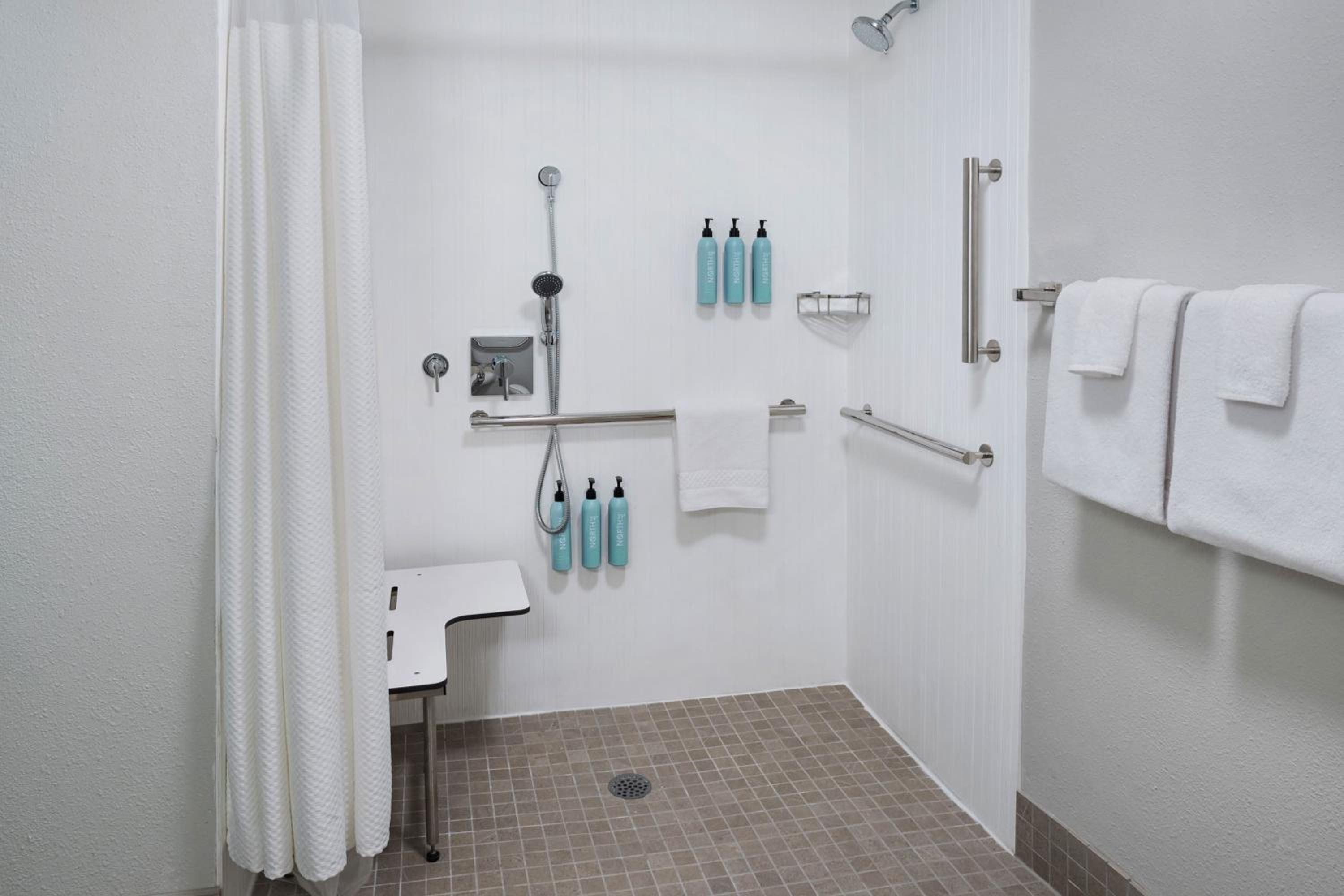Courtyard by Marriott New Haven Wallingford - Property Image 3