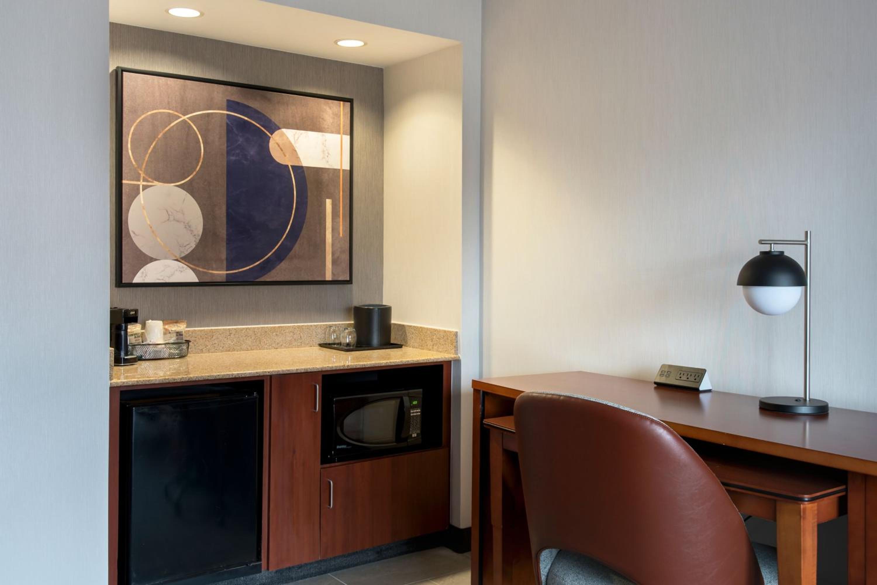 Courtyard by Marriott New Haven Wallingford - Property Image 24
