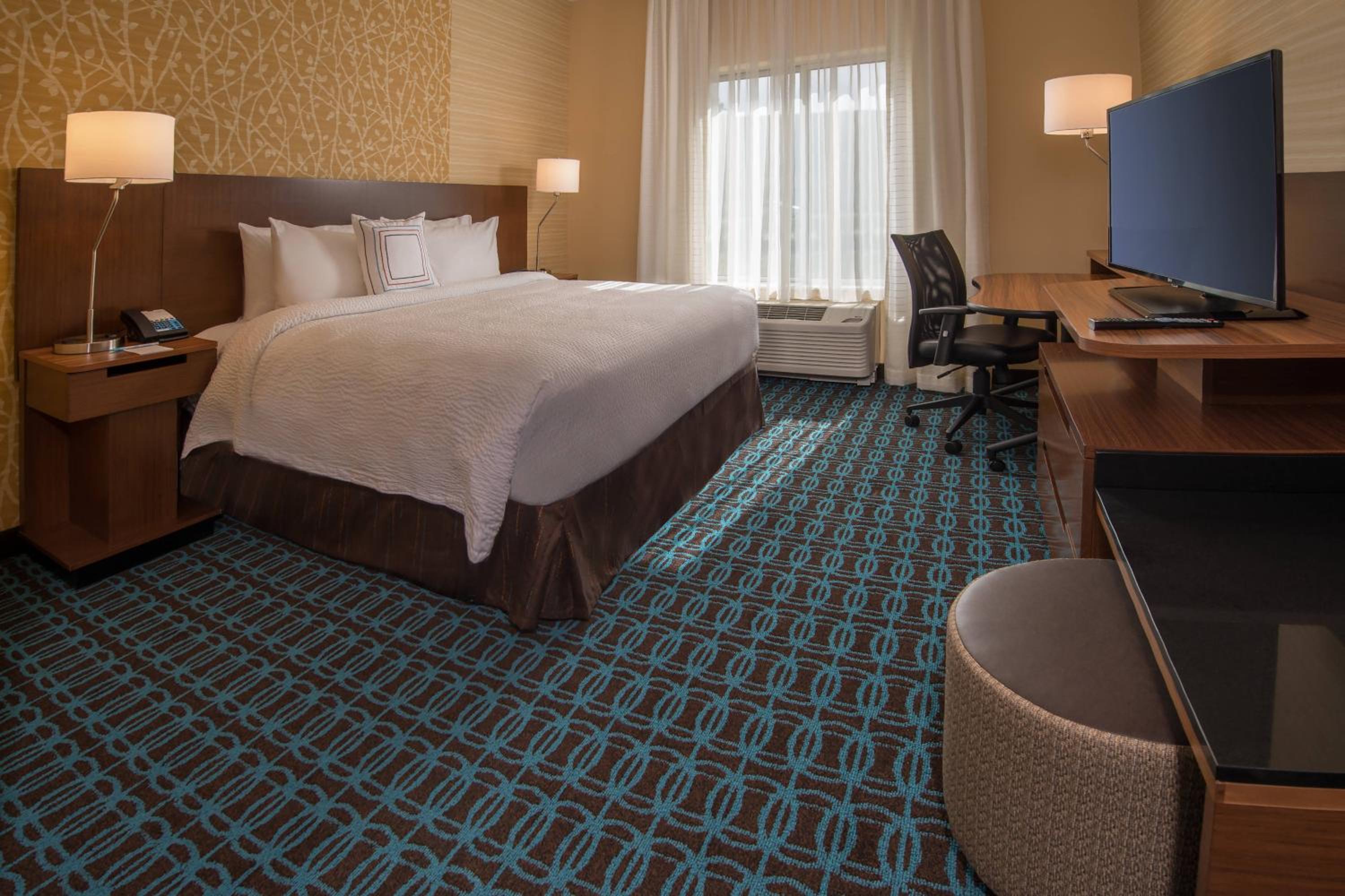 Altoona Vacations - Fairfield Inn  Suites by Marriott Altoona - Property Image 32