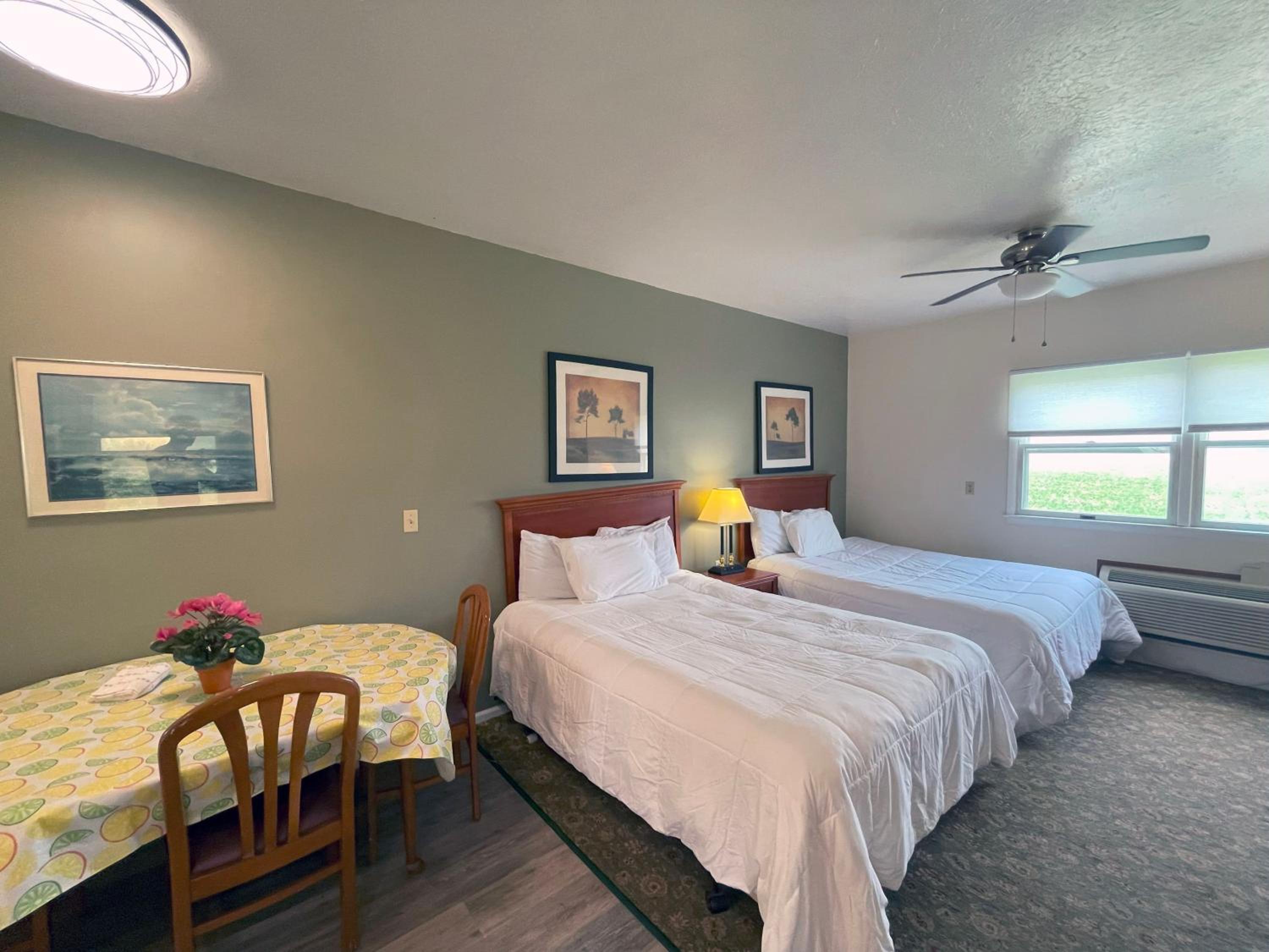 Plantation Motel
