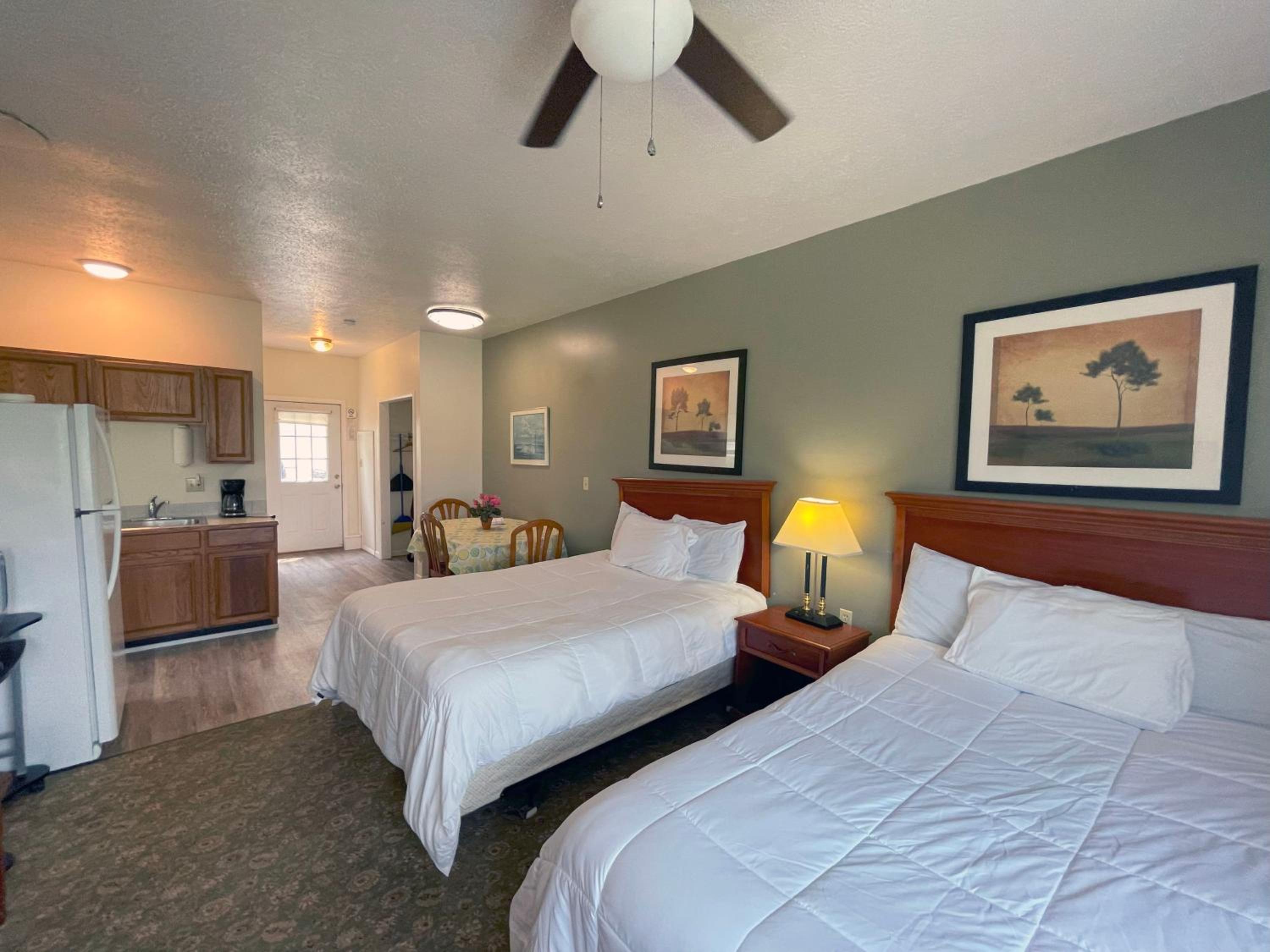 Plantation Motel