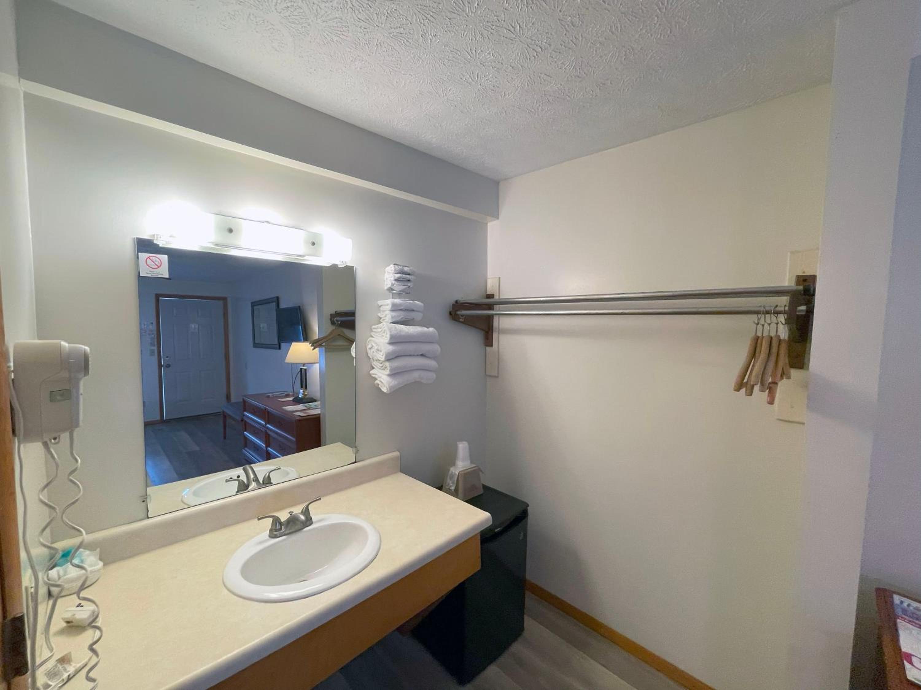 Plantation Motel