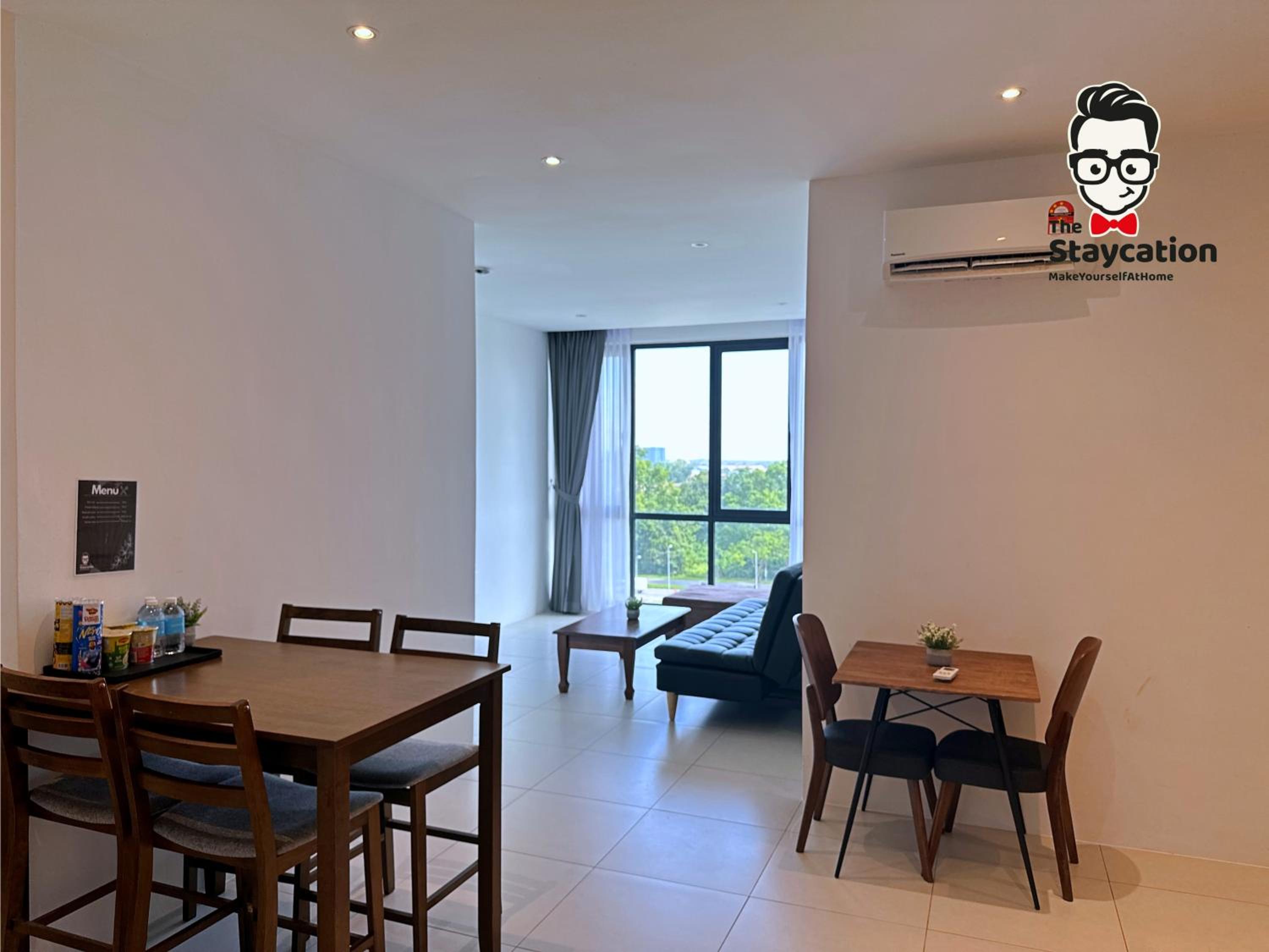 Staycation Homestay 11 Royal Richmond Near Airport photo 6