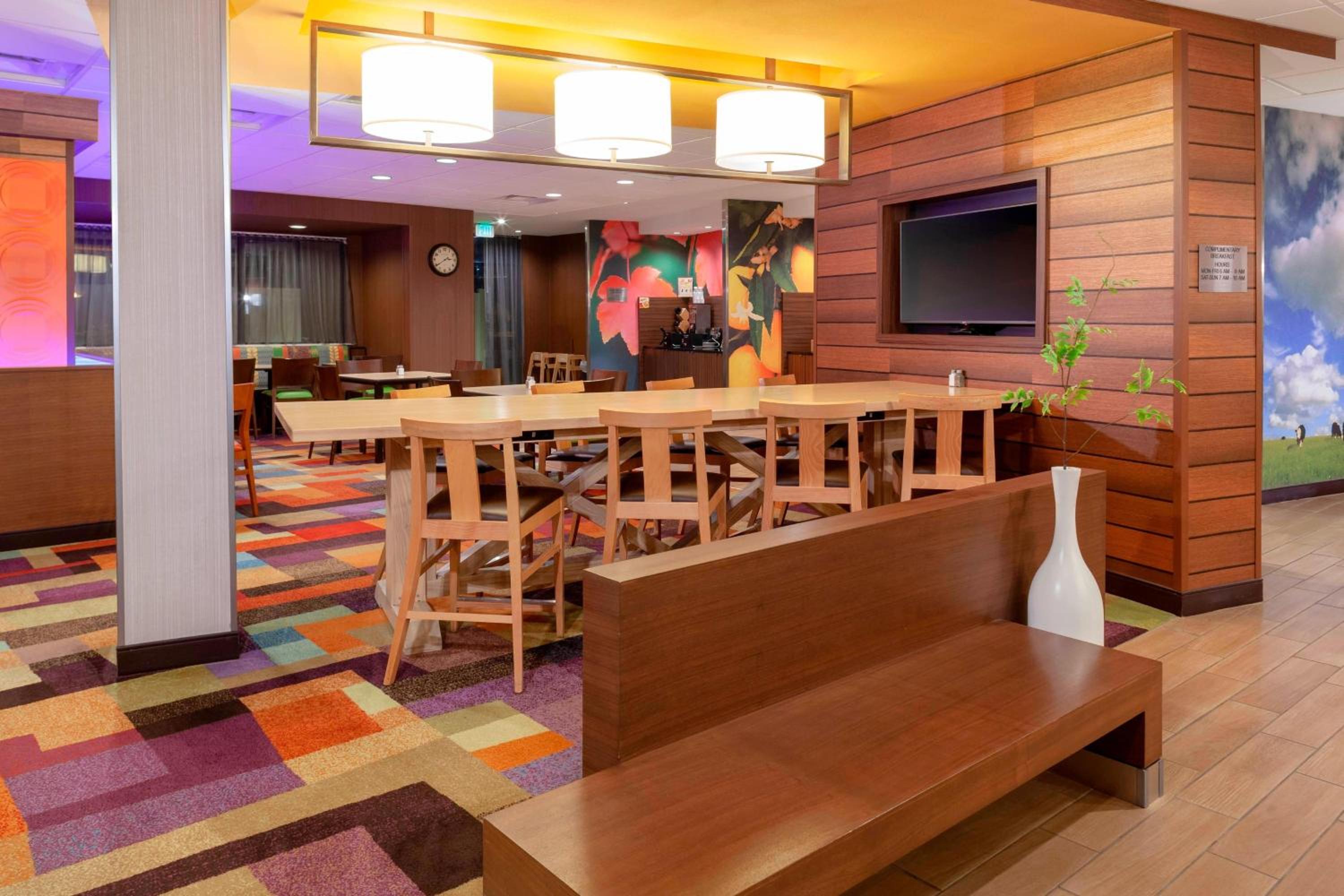 Alamosa Vacations - Fairfield Inn  Suites by Marriott Alamosa - Property Image 1