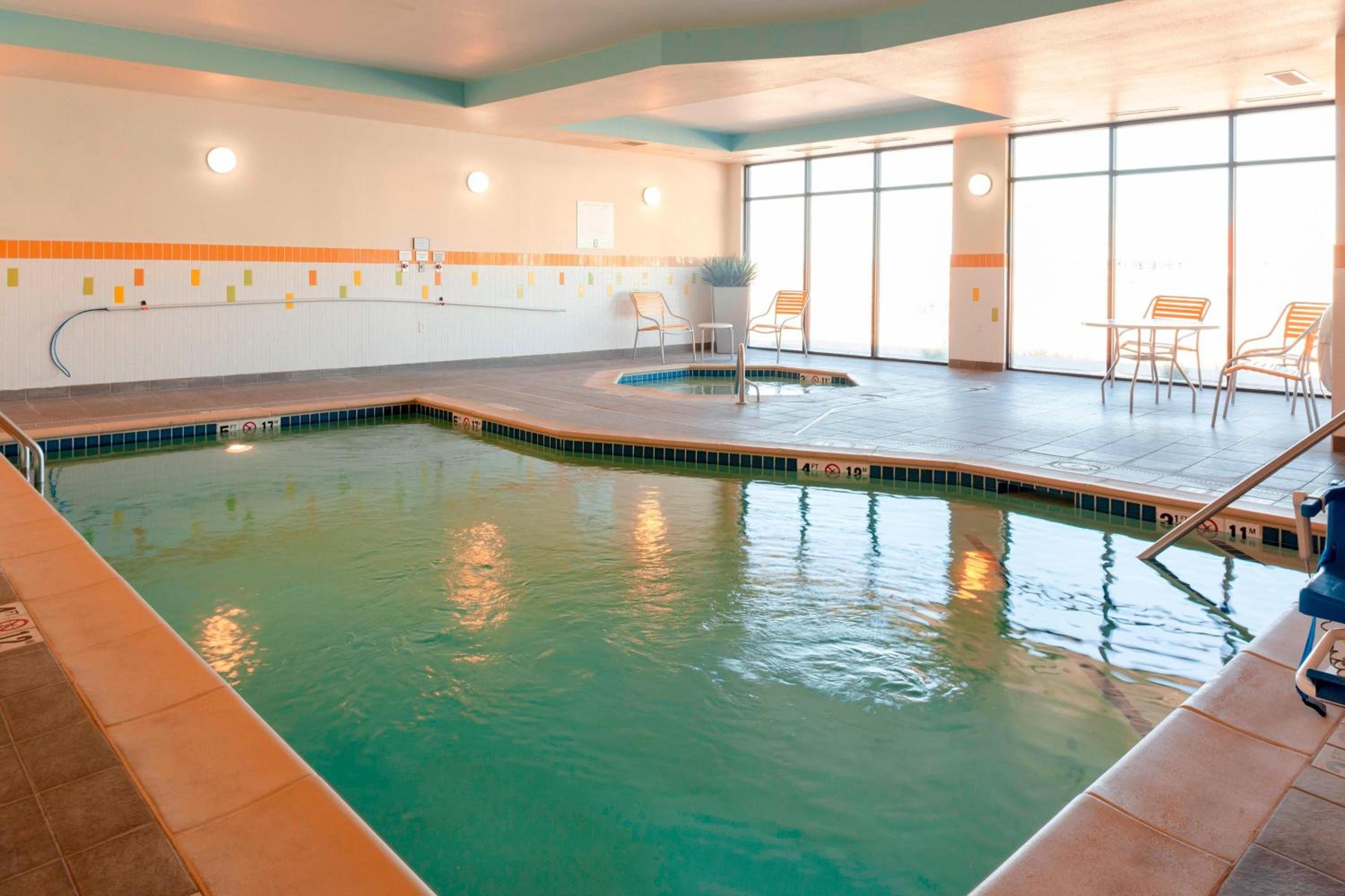 Alamosa Vacations - Fairfield Inn  Suites by Marriott Alamosa - Property Image 4