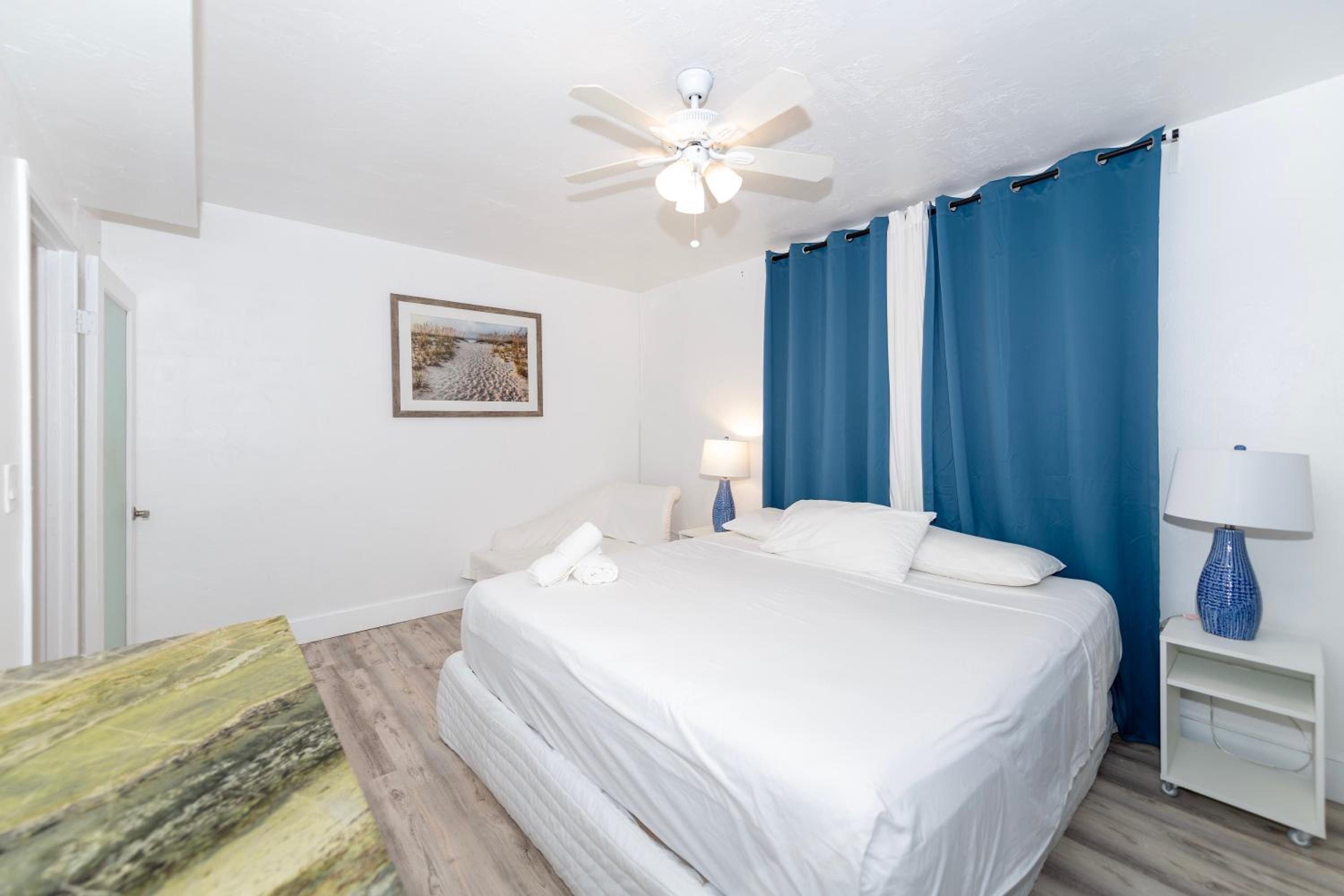 Sofi Beach Apartments