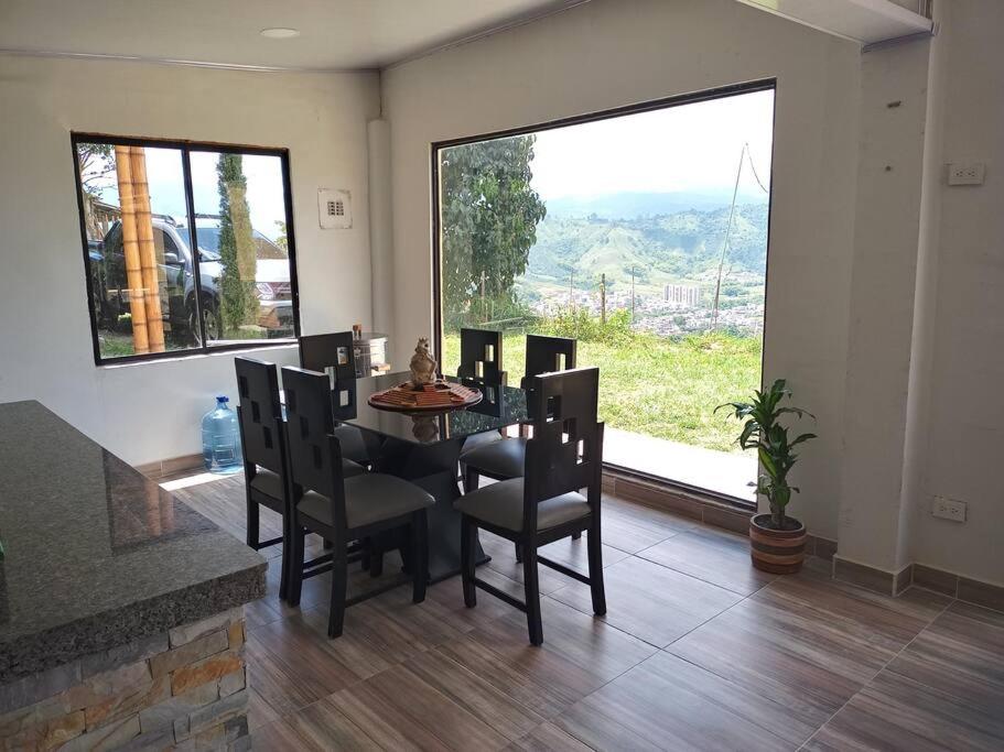 Hermosa casa campestre