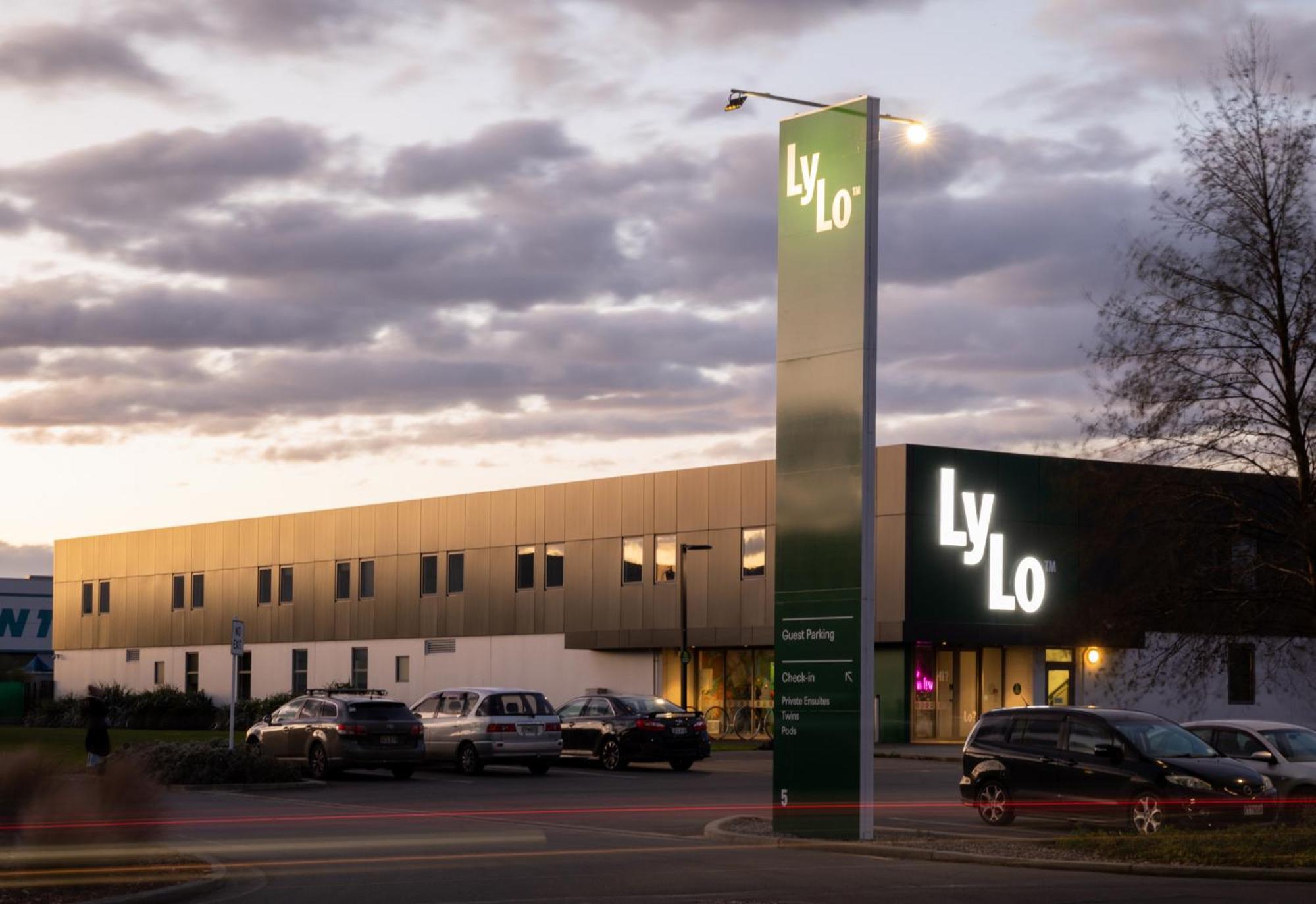 LyLo Christchurch Airport