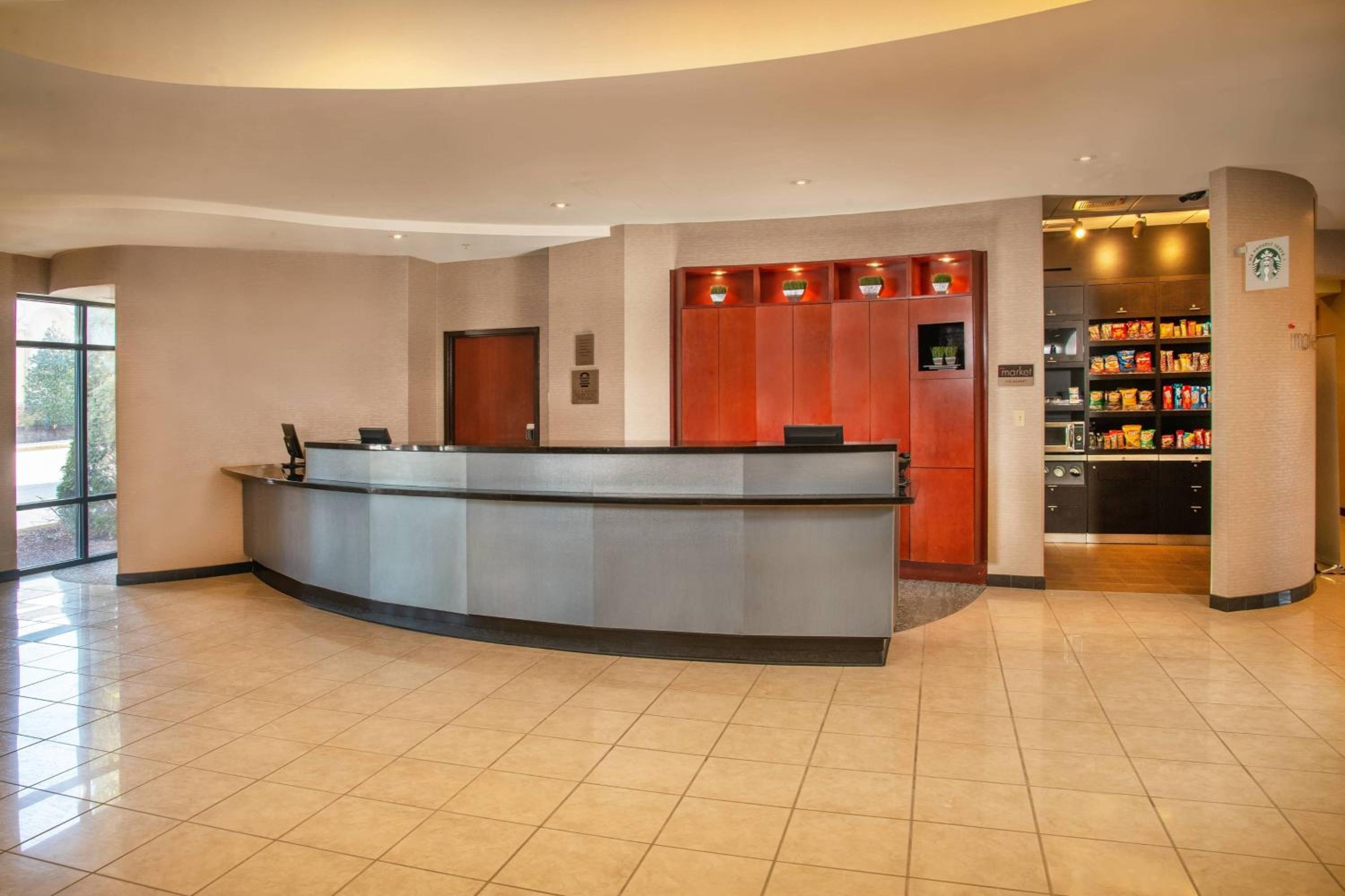 Gettysburg Vacations - Courtyard by Marriott Gettysburg - Property Image 10