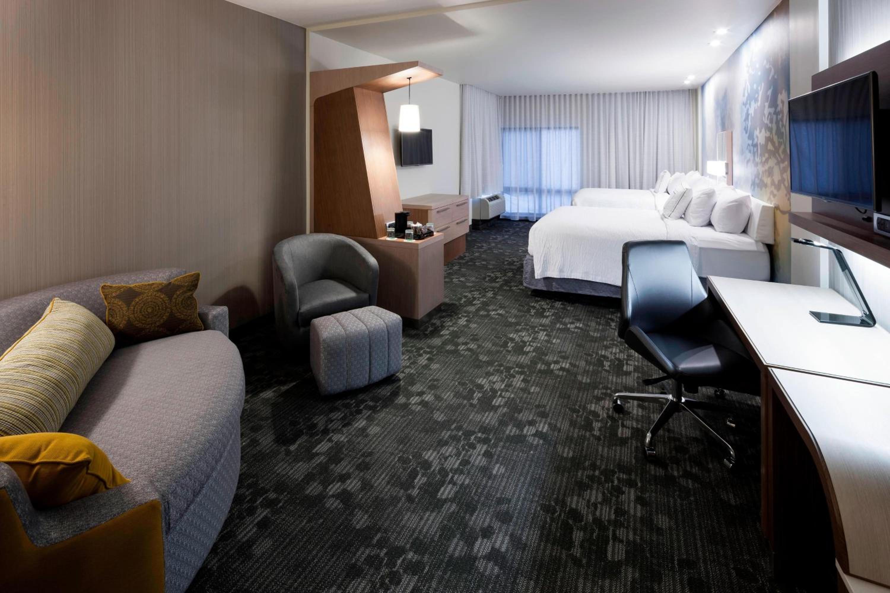 Courtyard by Marriott Houston North/Shenandoah - Property Image 16