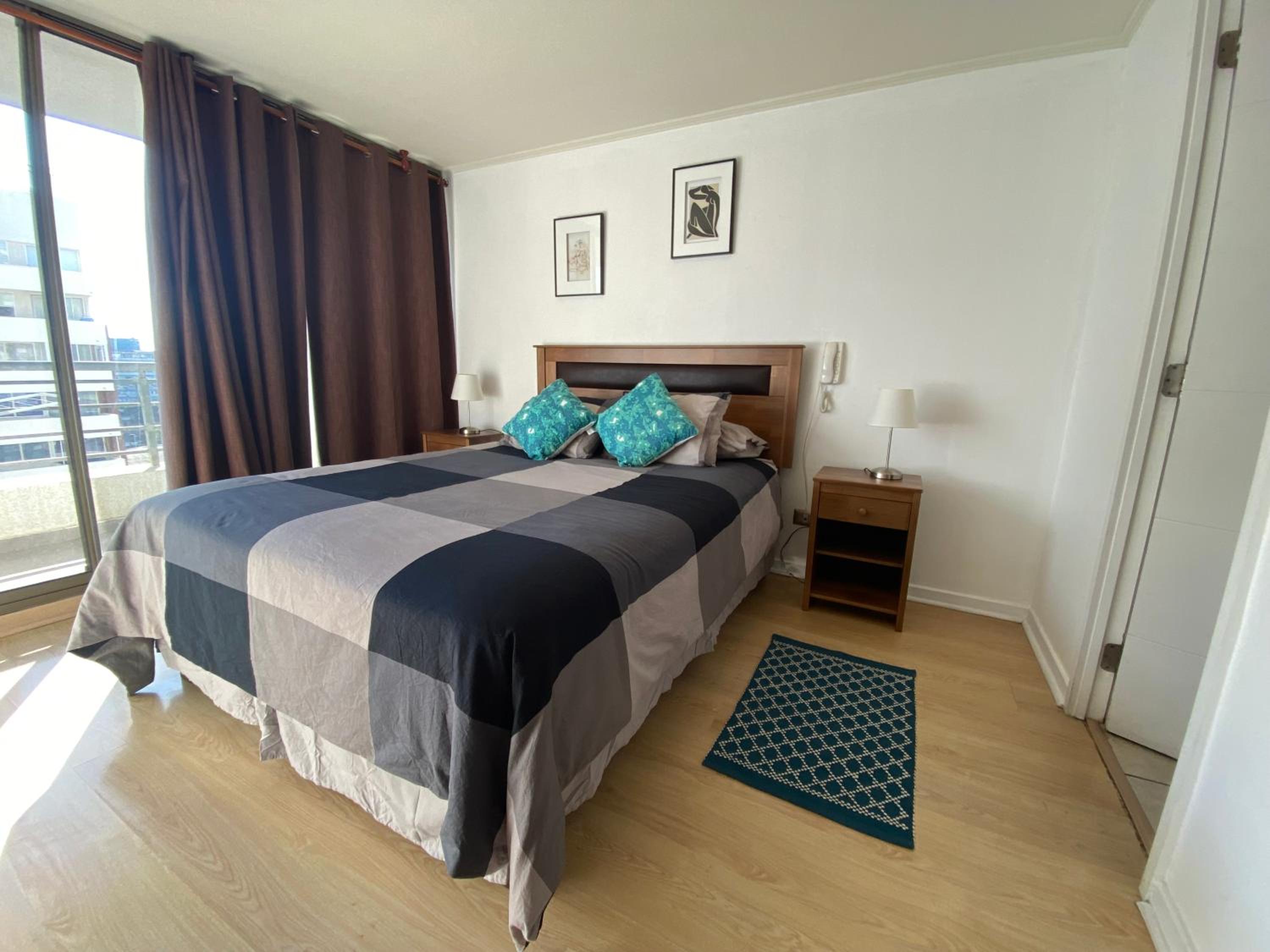 Agradable departamento, frente a la Quinta Vergara