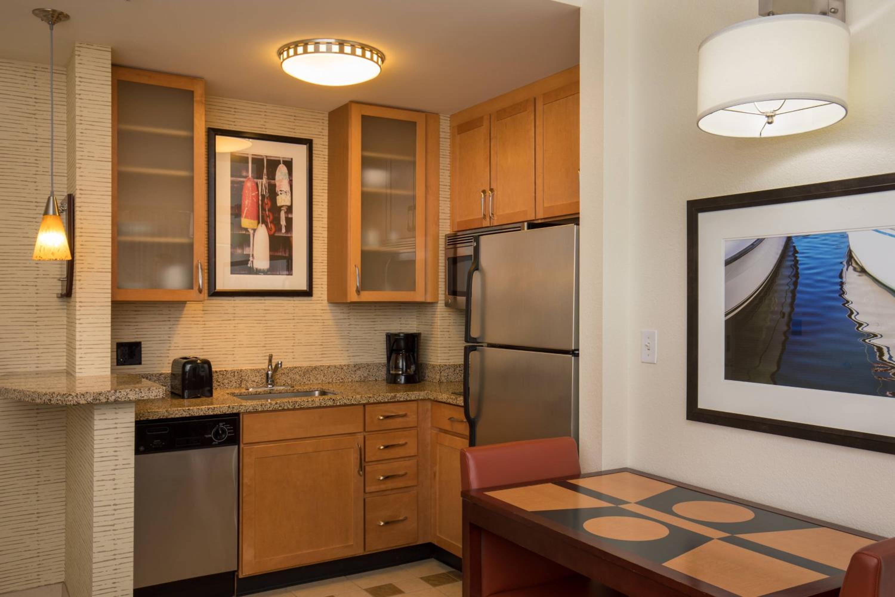 Portland Vacations - Residence Inn Portland Downtown Waterfront - Property Image 6