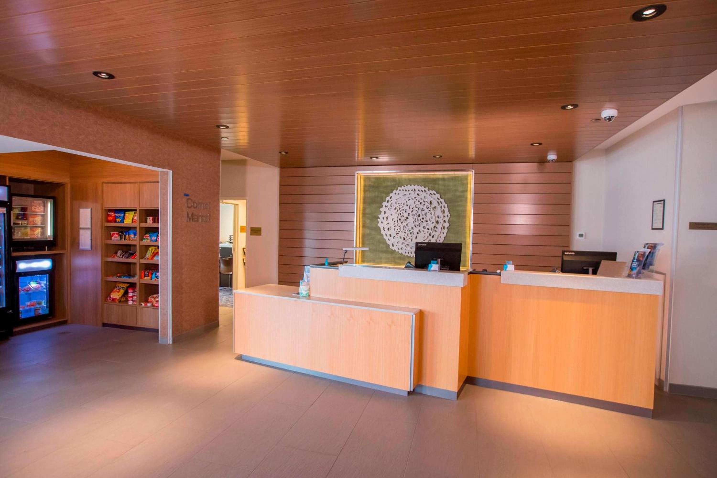 Air Guard Safety Workshop Vacations - Fairfield Inn  Suites By Marriott Alexandria - Property Image 3