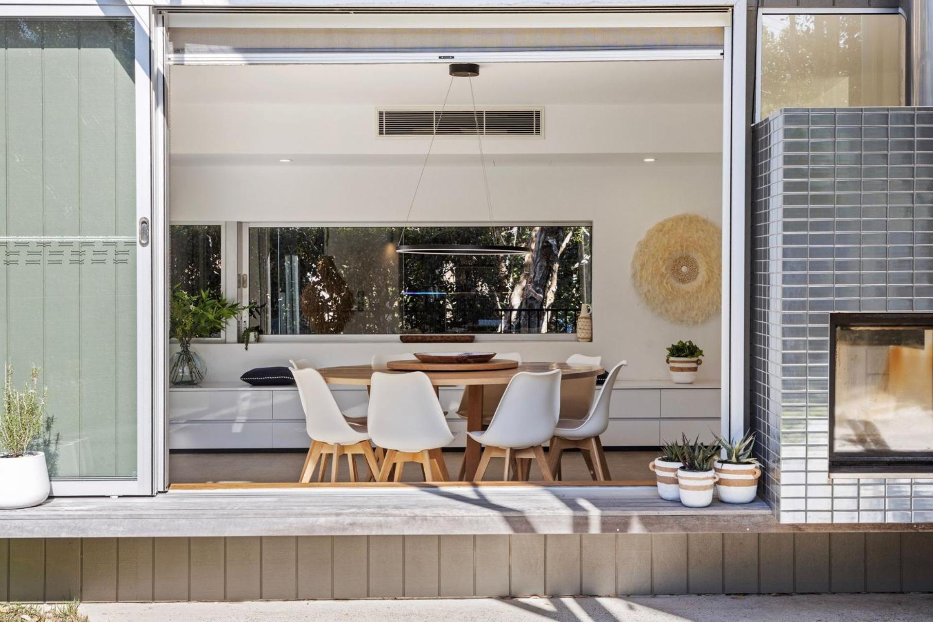 25 Whitehaven Parade