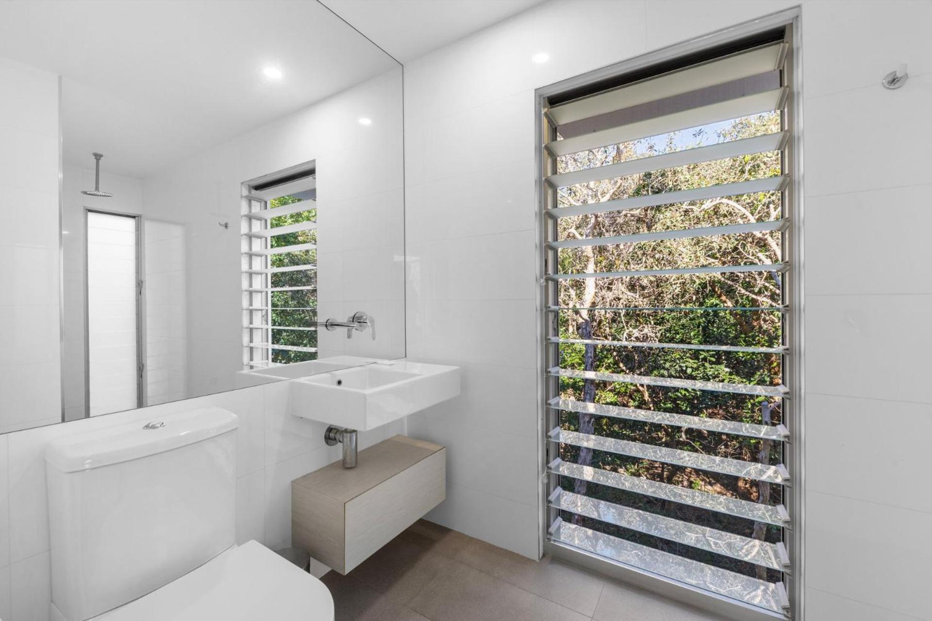 25 Whitehaven Parade