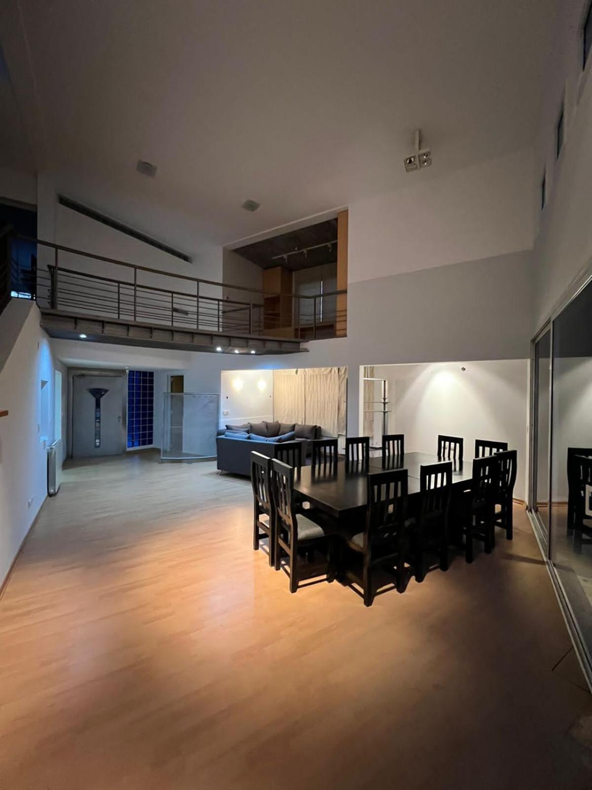 Casa en bonito barrio residencial - Ciudad