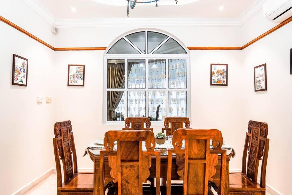 Wangsa Maju Luxury Villa with Private Pool-12pax
