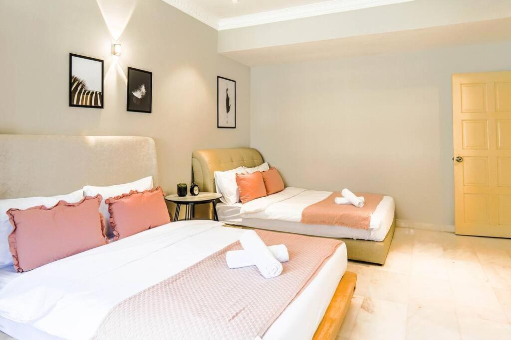 Wangsa Maju Luxury Villa with Private Pool-12pax