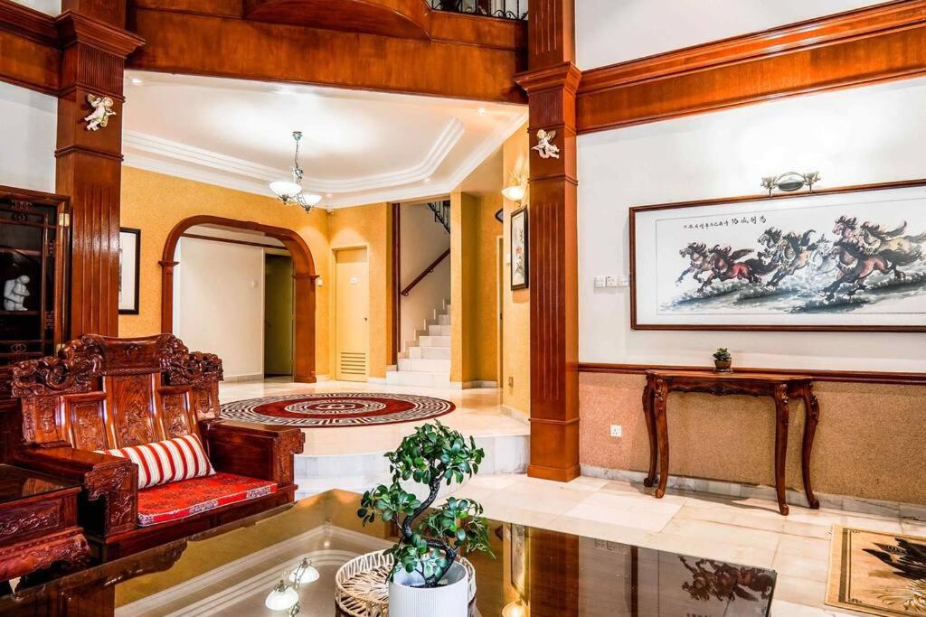 Wangsa Maju Luxury Villa with Private Pool-12pax