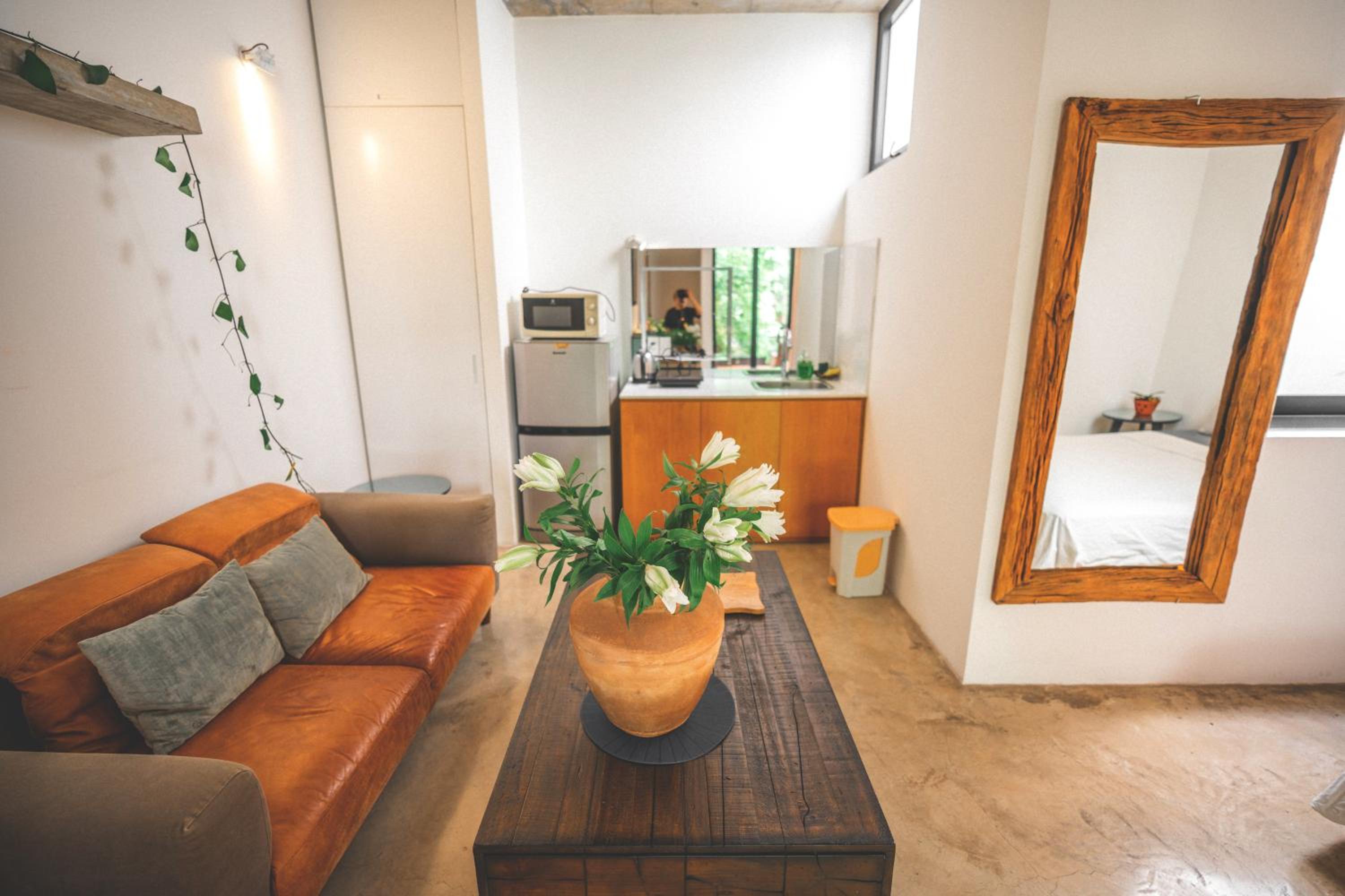 Notre Maison 8 Saigon close Landmark 81 building