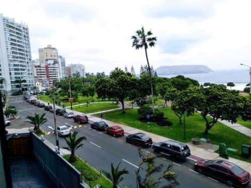 Miraflores habitación separada con privacidad dentro de departamento compartido