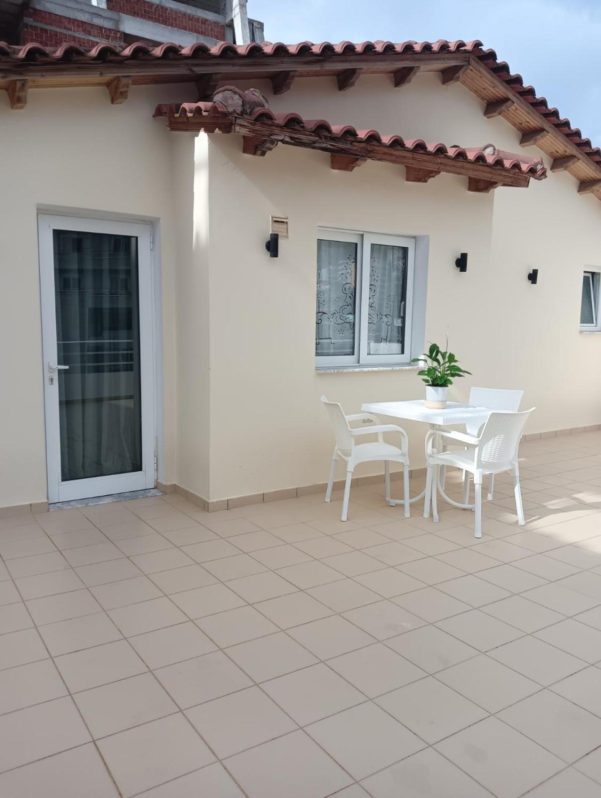 Deluxe Apartments