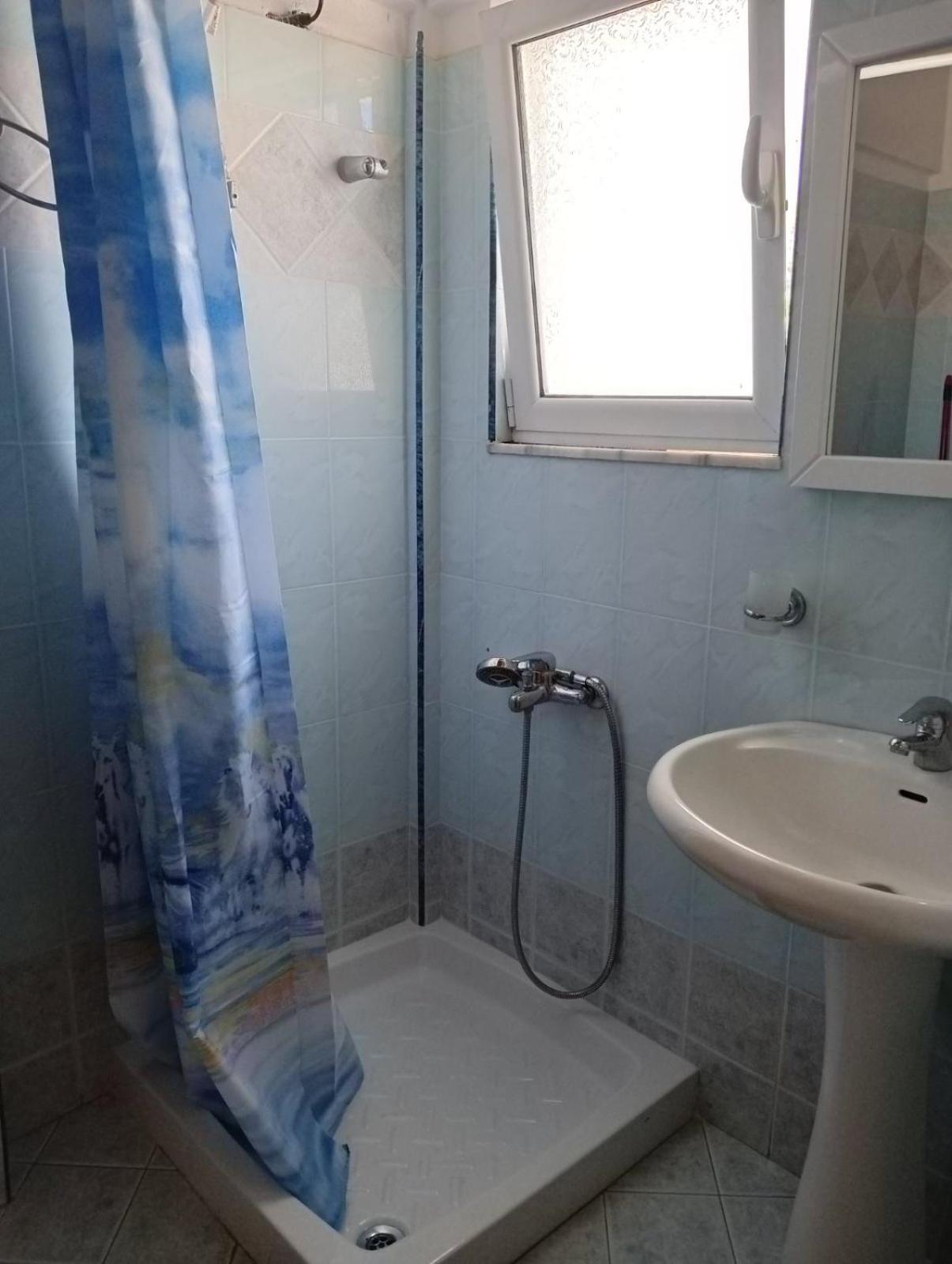 Deluxe Apartments