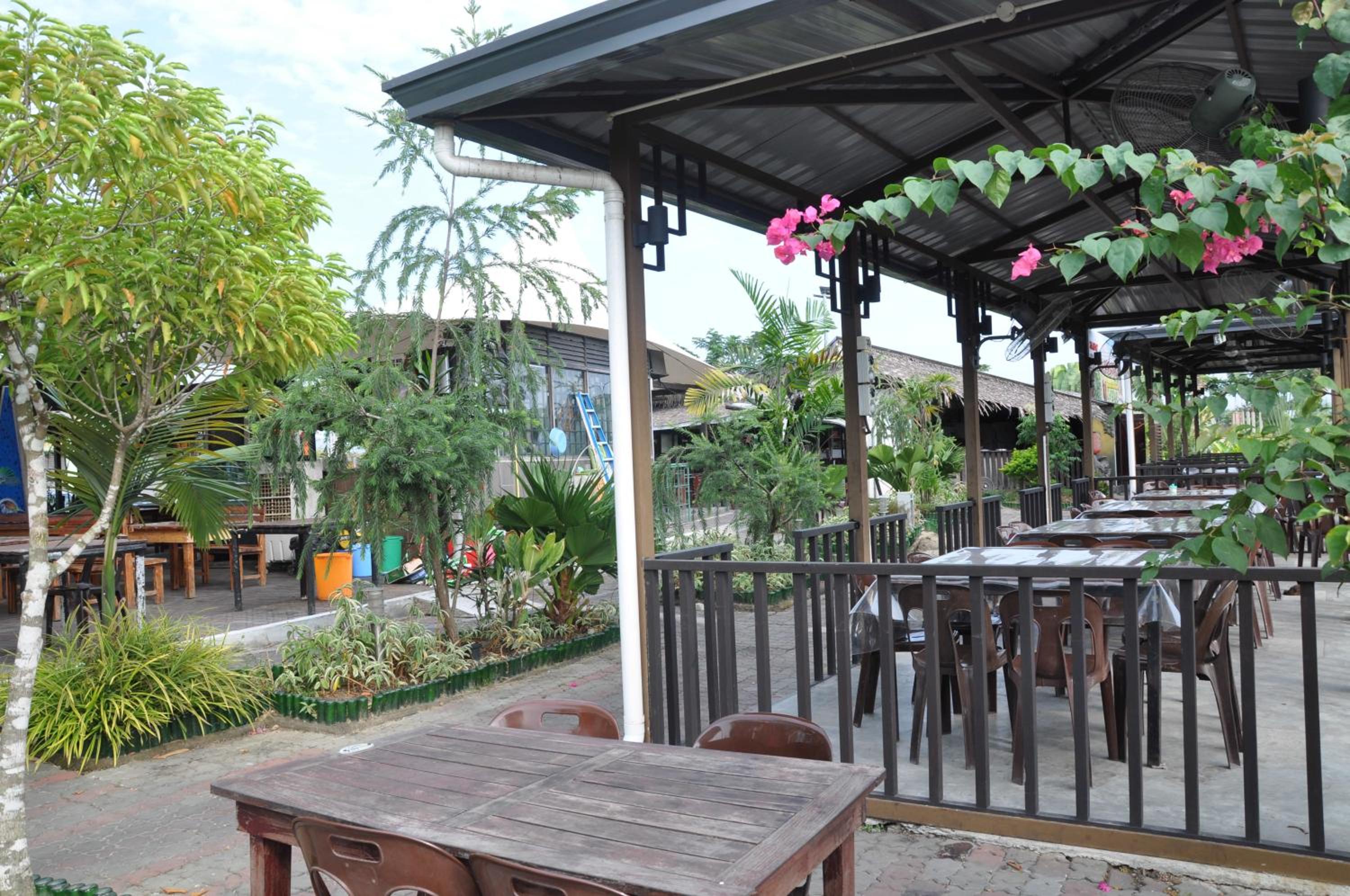 Salim Inn