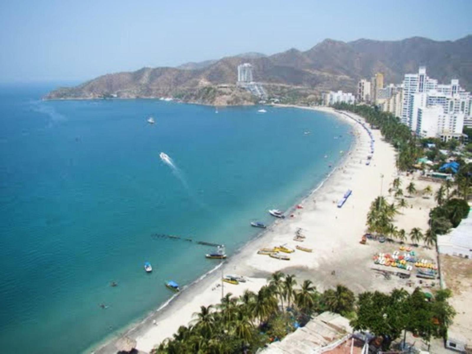 Apartamento 802 Brisas marinas Santa Marta COLOMBIA