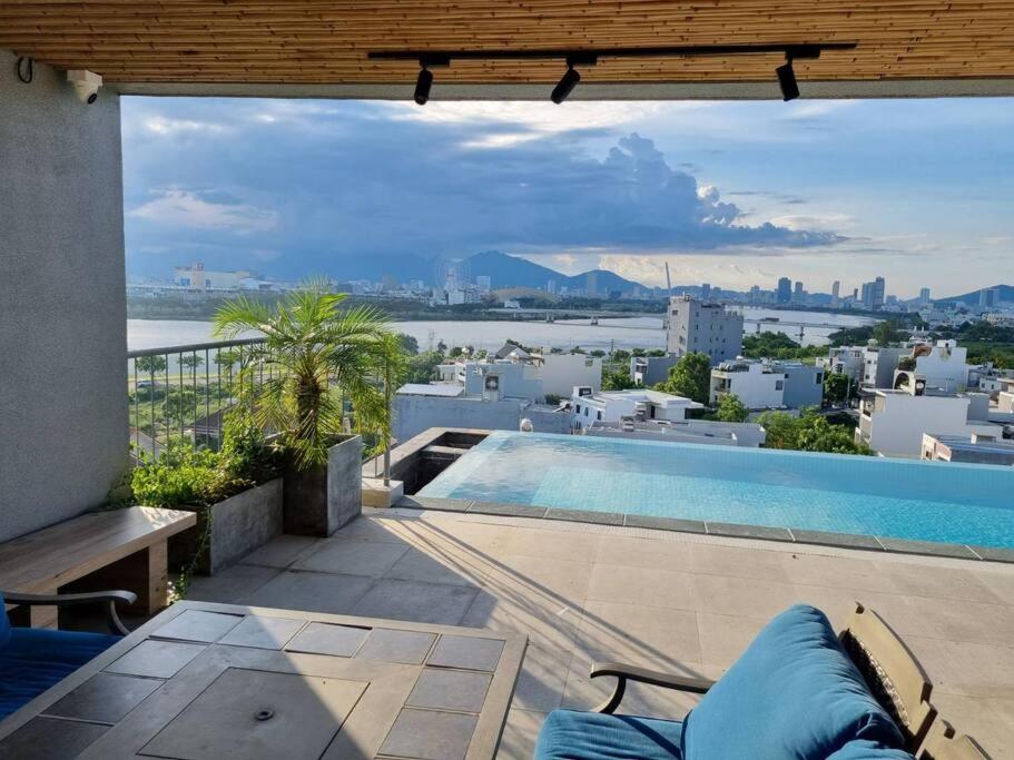 PENTHOUSE private ROOFTOP POOL: 3BRs, bar, terrace view 4