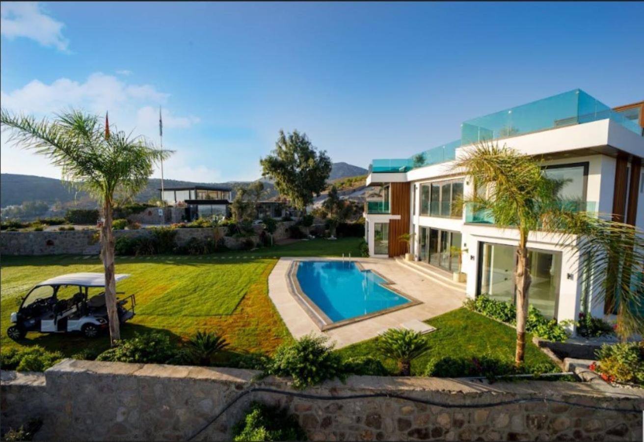 Bodrum Turkbuku Luxury Holiday Villas view 3