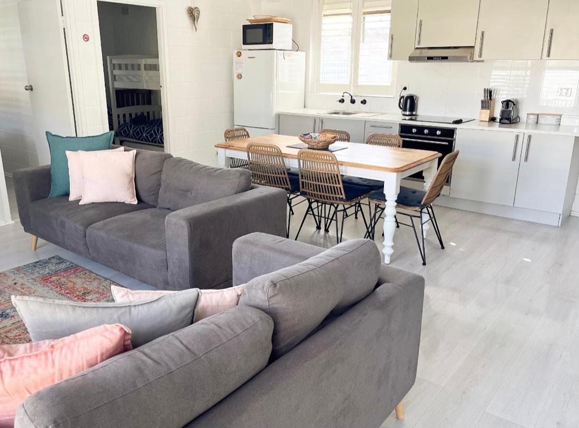 Bay Breeze Cottage