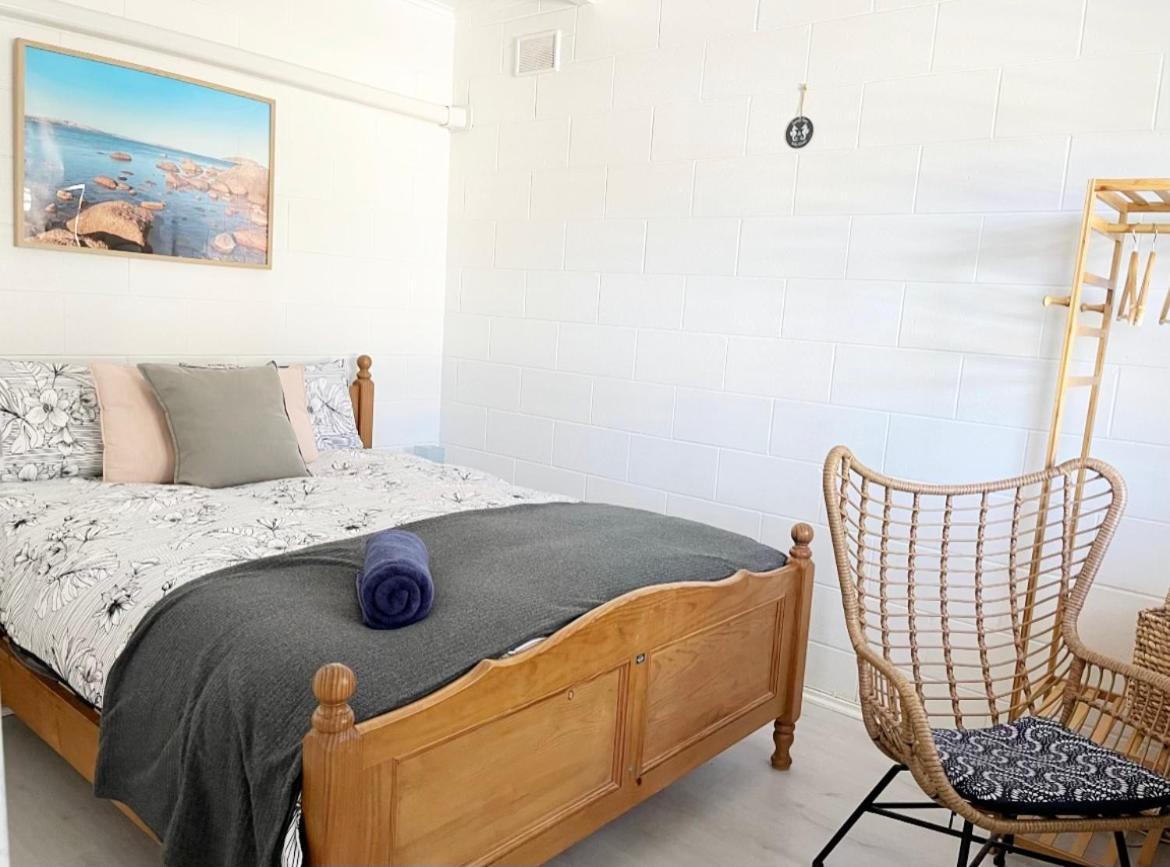 Bay Breeze Cottage