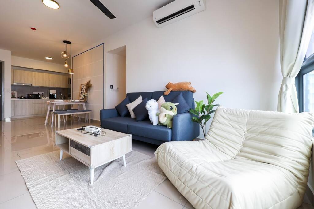 M Vertica KL Residence