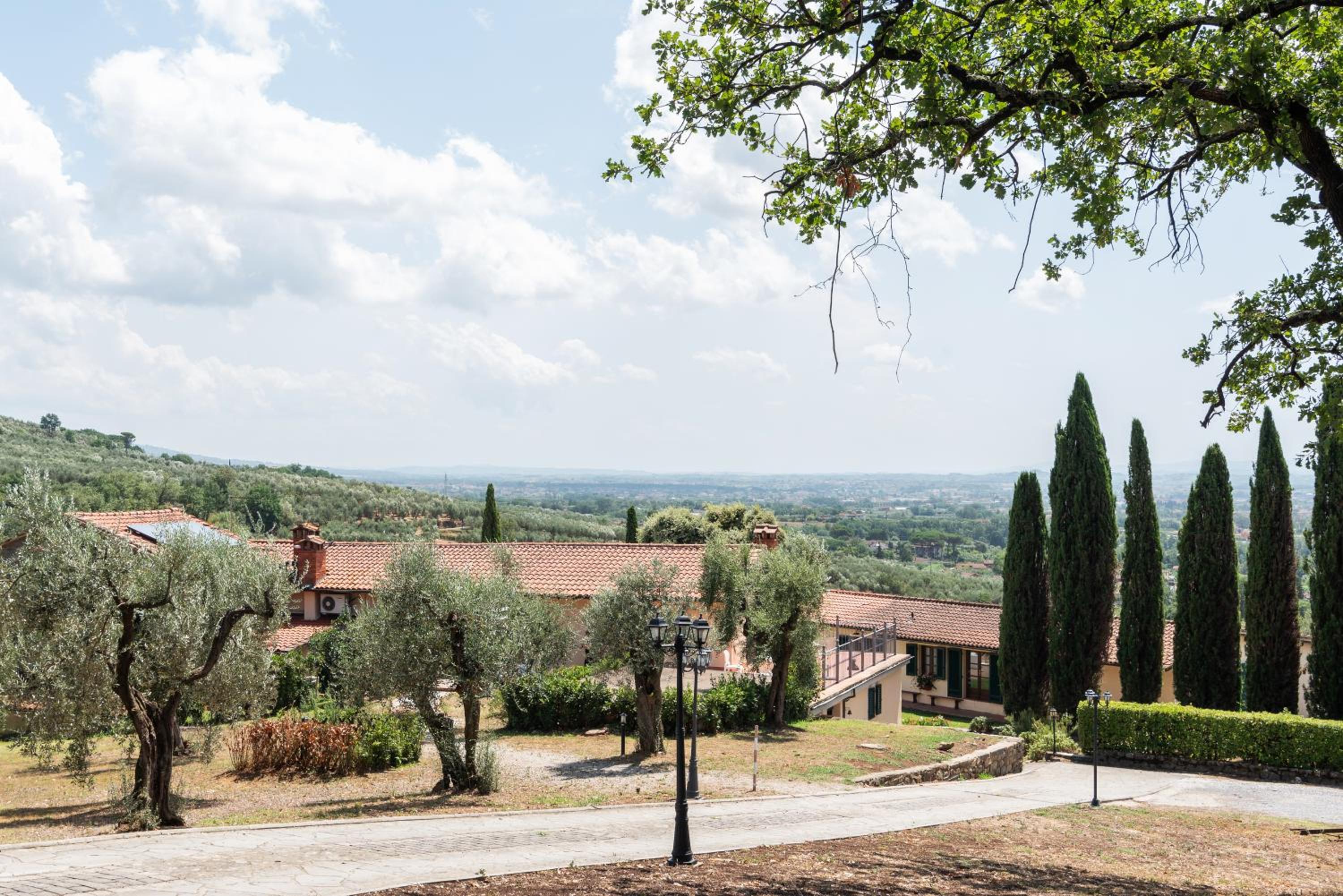 Collina Toscana Agriturismo & Apartments