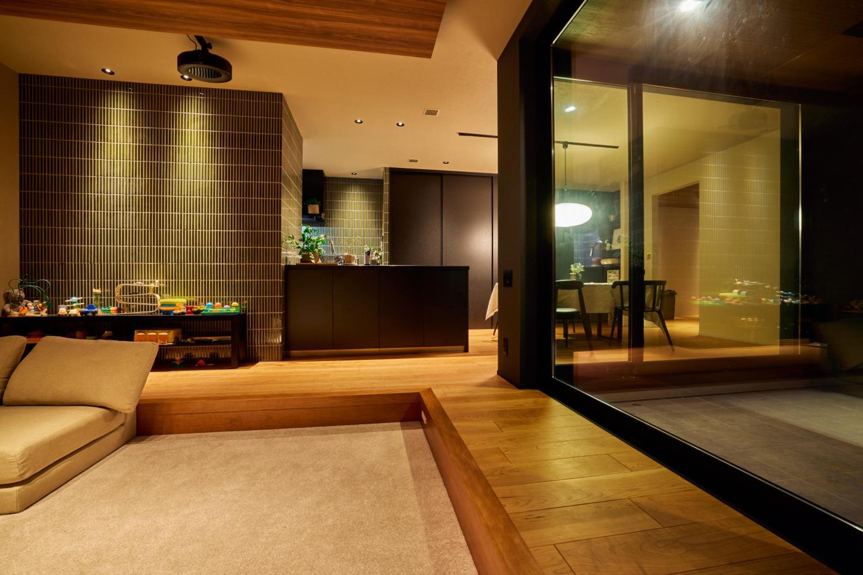 MIZUNO