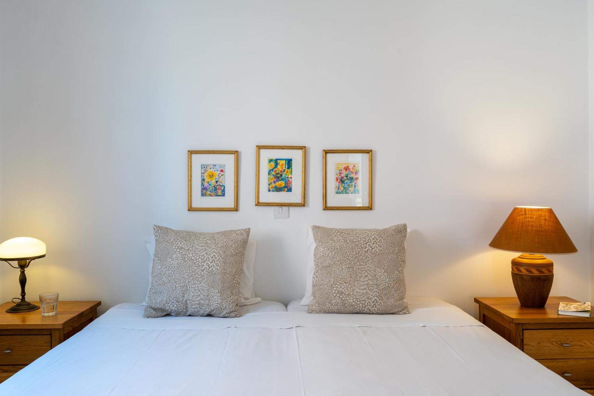 Tropical Paradise in Harbour Paphos, Central & Close to Beach