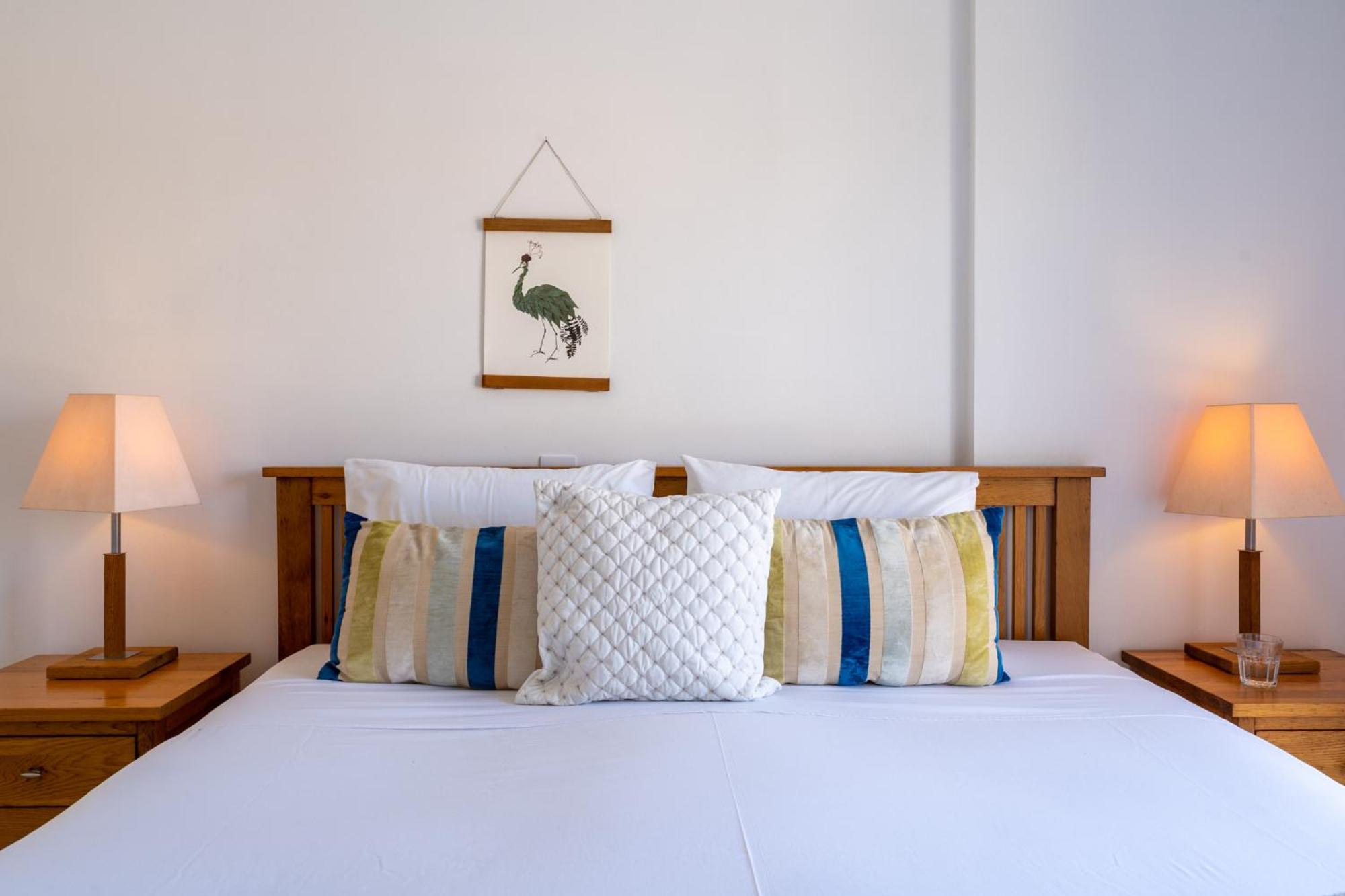 Tropical Paradise in Harbour Paphos, Central & Close to Beach