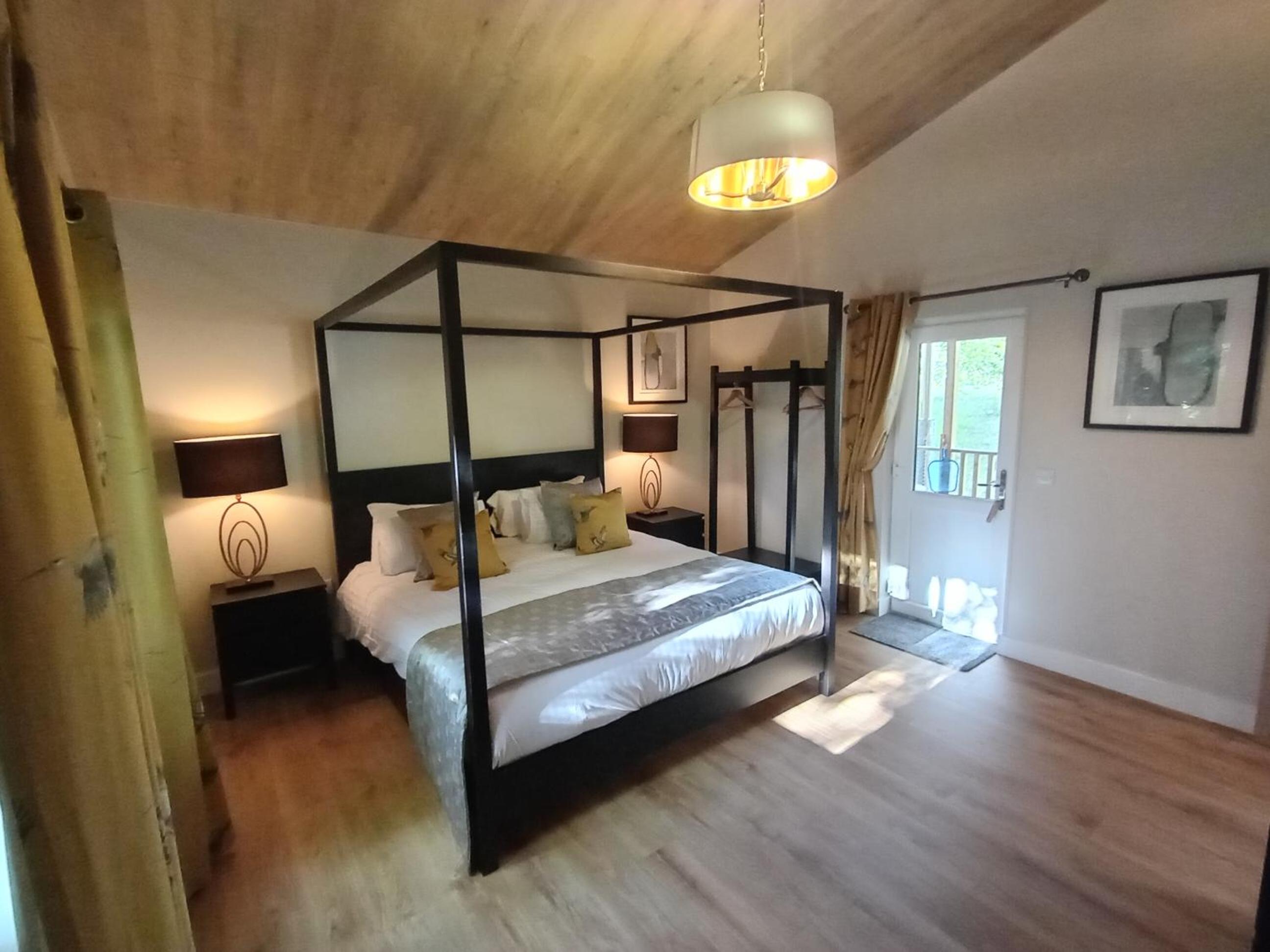 Breckland Lodge 1 with Hot Tub view 5