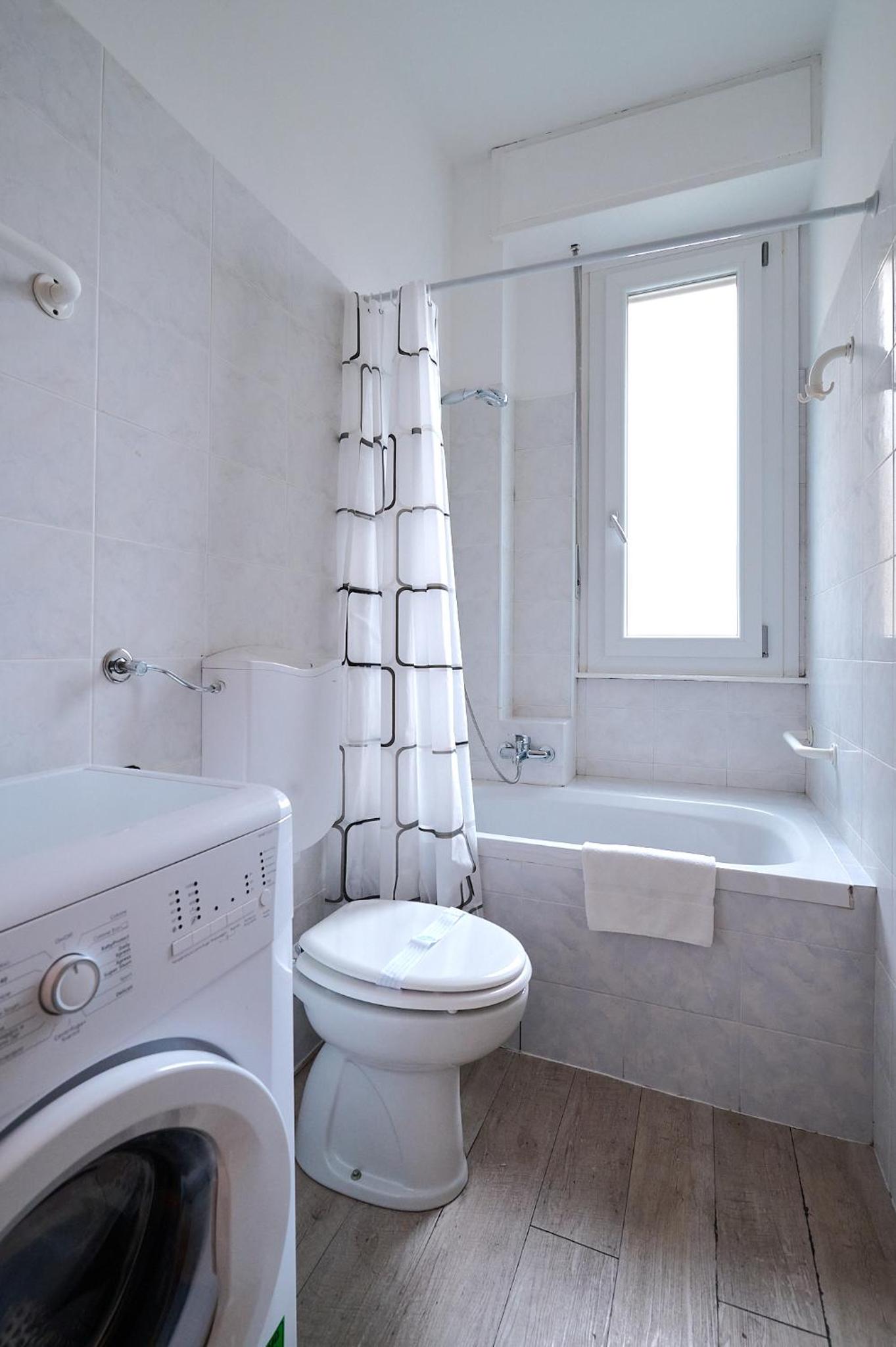 Xenia Apartments - Stylish Navigli Studio Apartment
