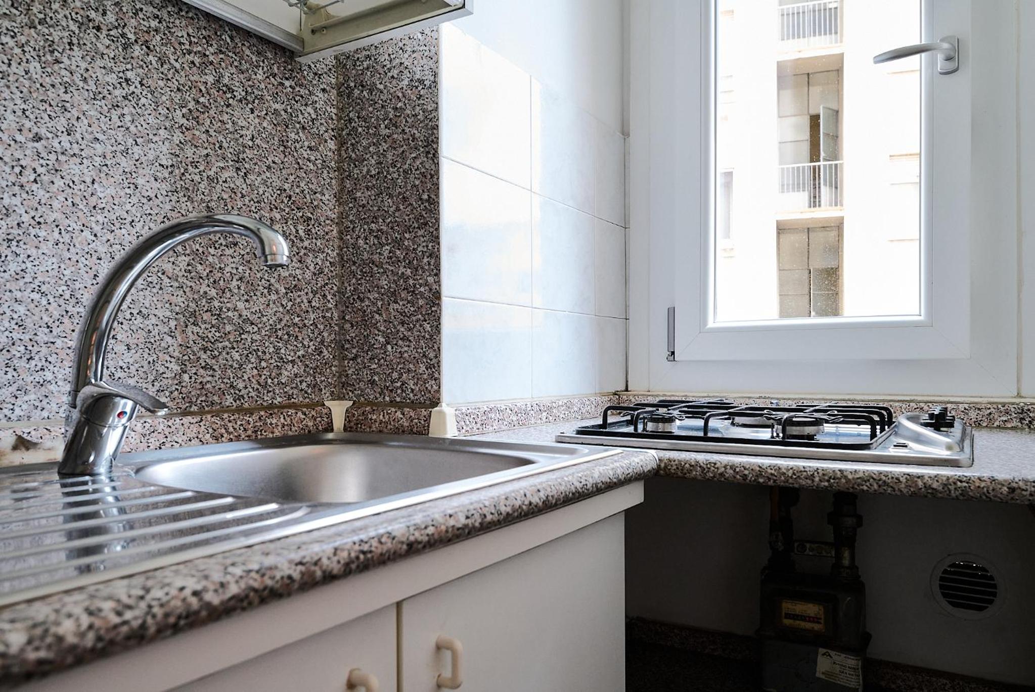 Xenia Apartments - Stylish Navigli Studio Apartment