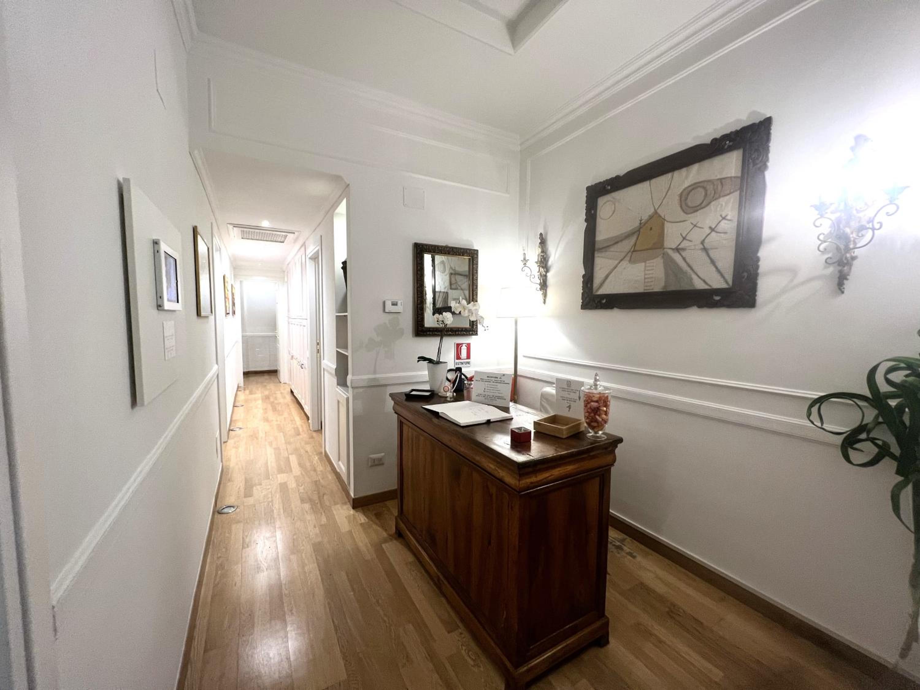 INTERNO ROMA en Rome — recepcion & lobby